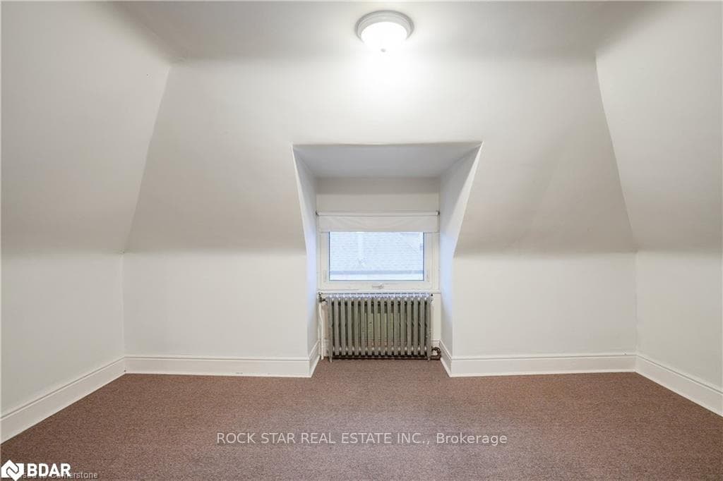 115 Balsam Avenue Unit Upper photo 20