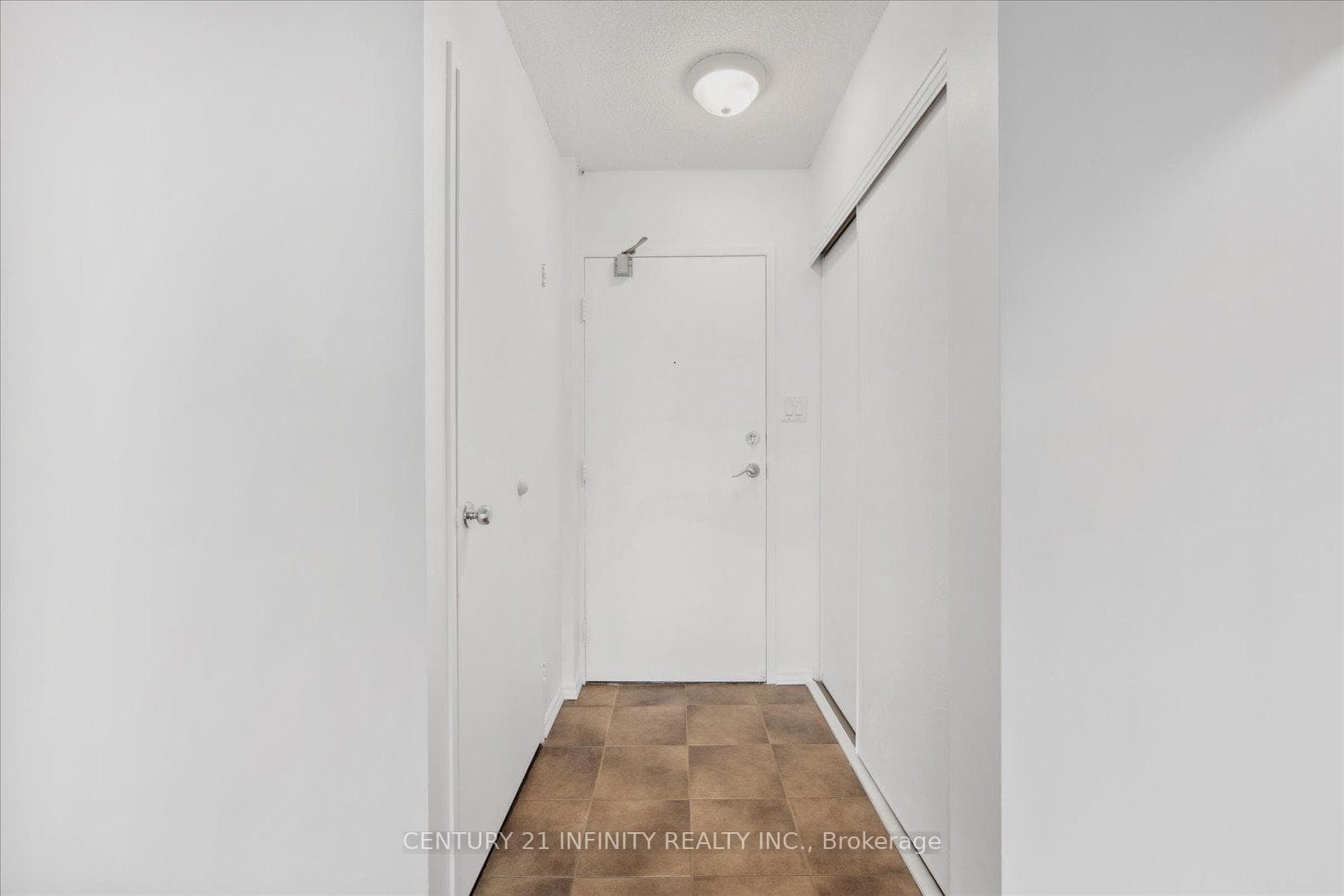 50 Richmond Street Unit 226 photo 18