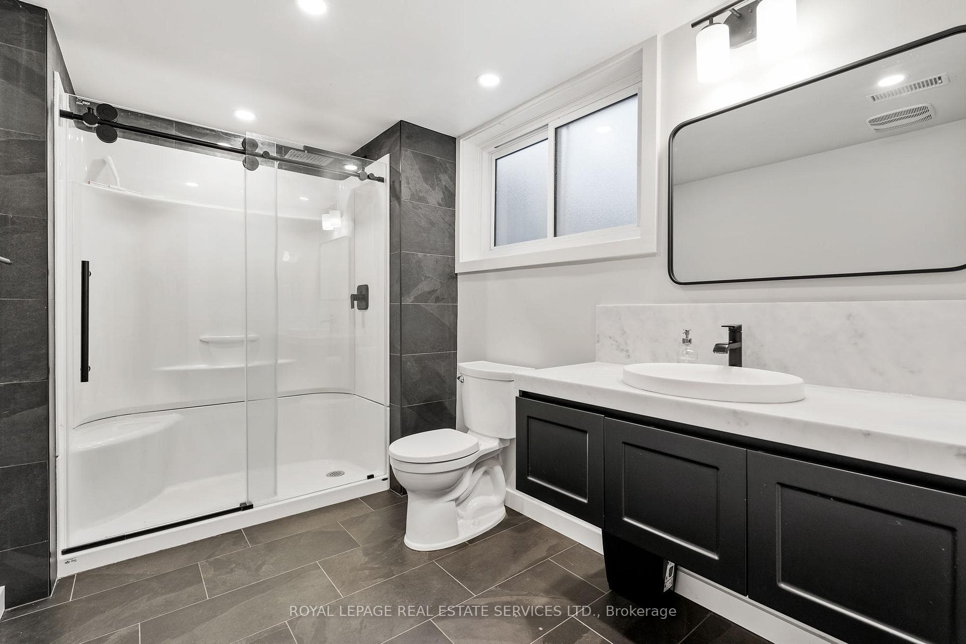 13 Boese Court photo 31