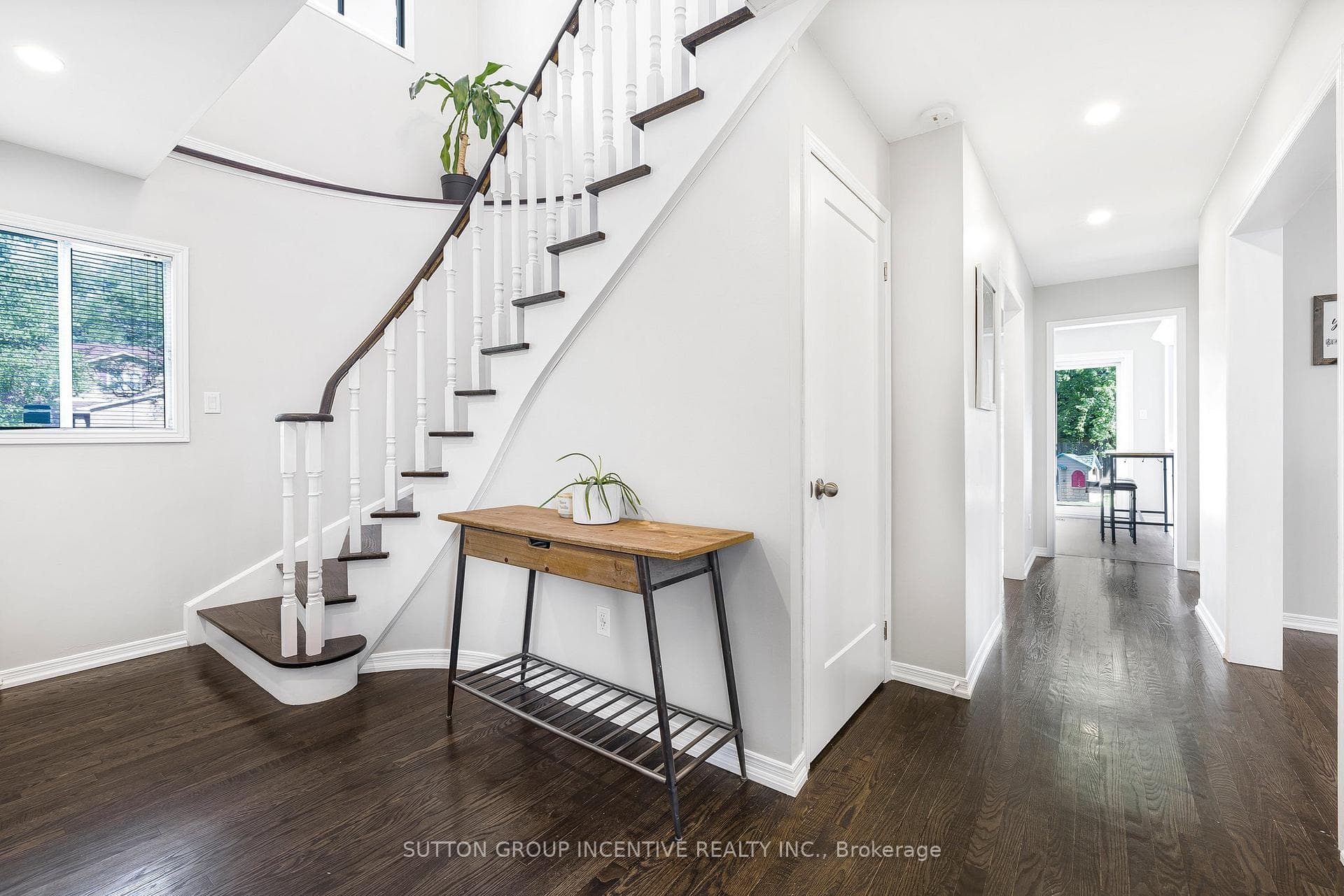 375 Millard Street photo 3