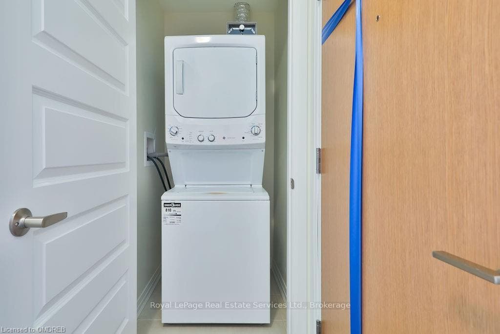 128 GROVEWOOD N/A Unit 125 photo 18