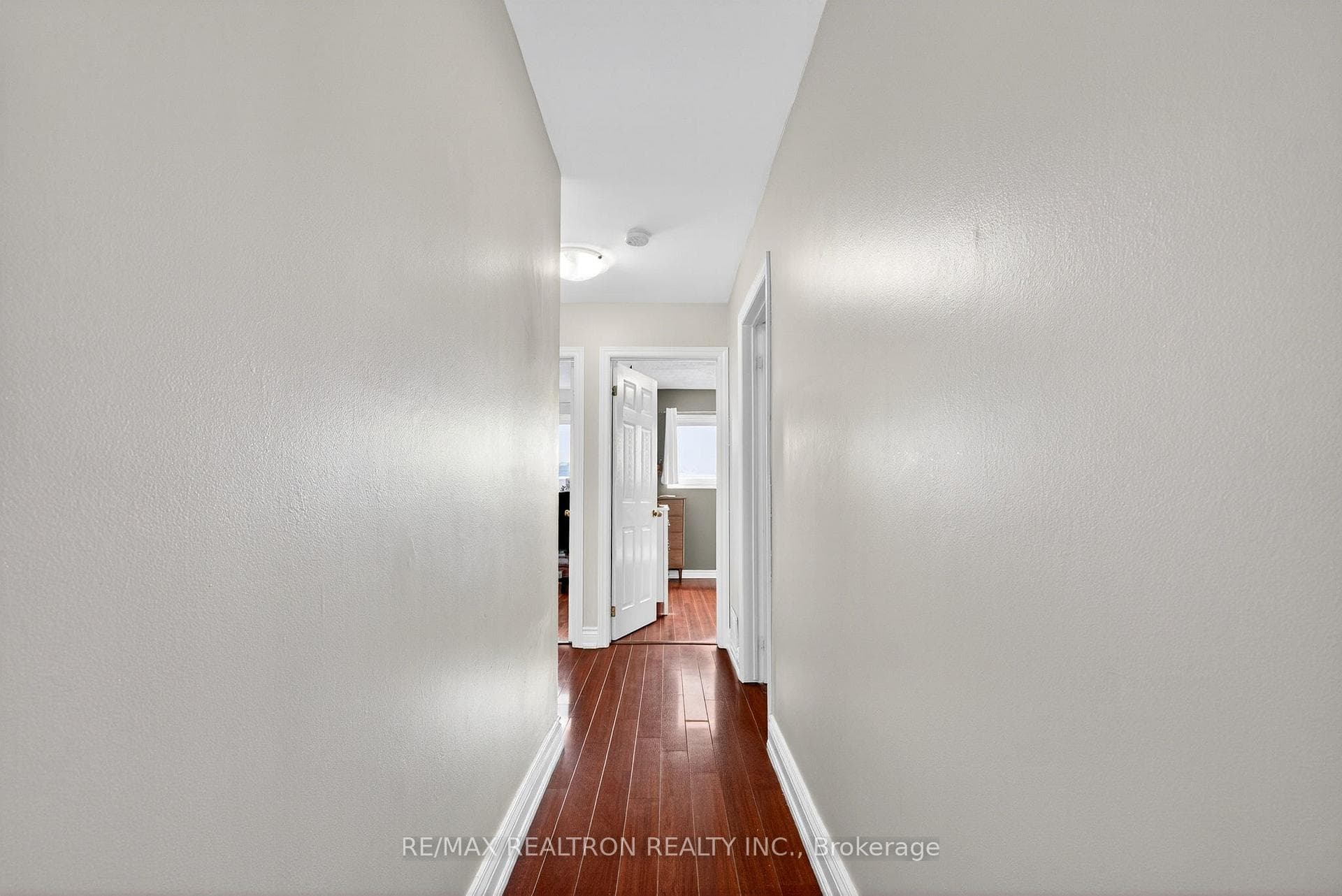 301 Lupin Drive photo 14