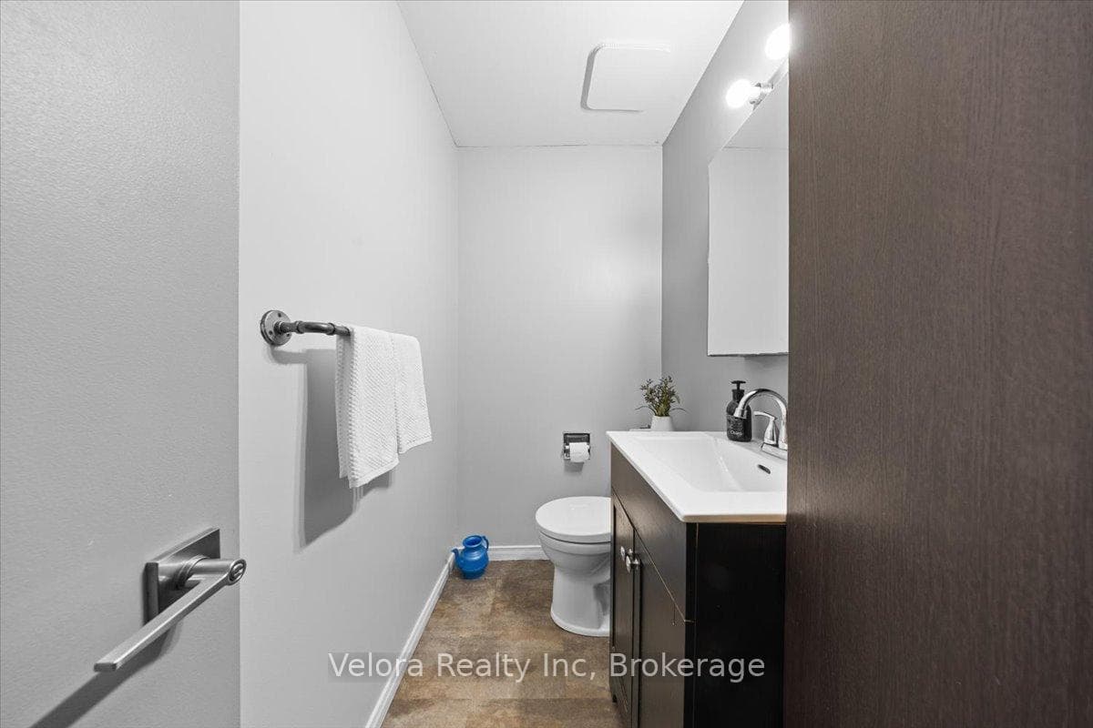 8A Shehyn Lane photo 26