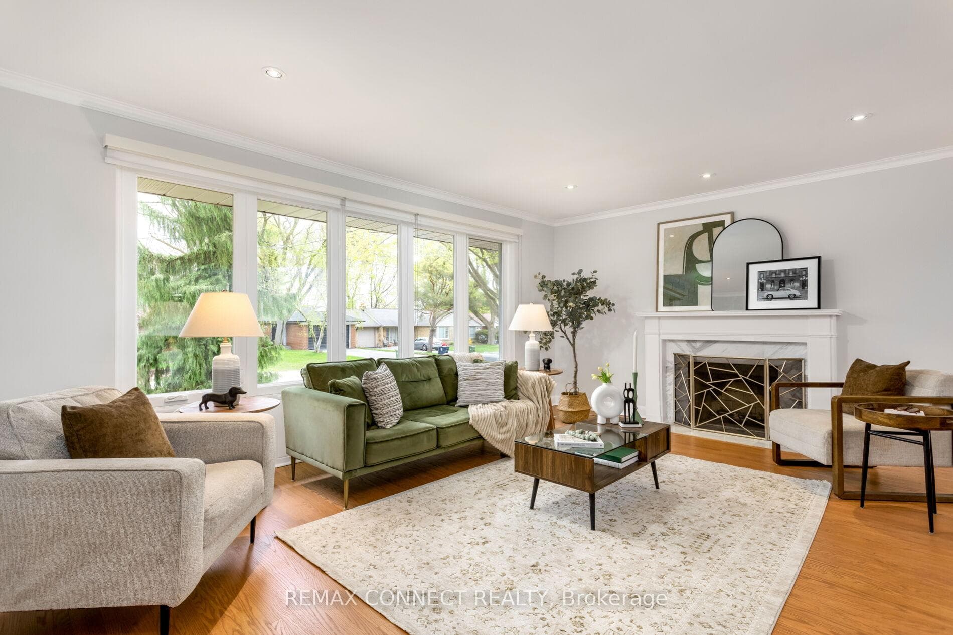 75 Glenellen Drive photo 9
