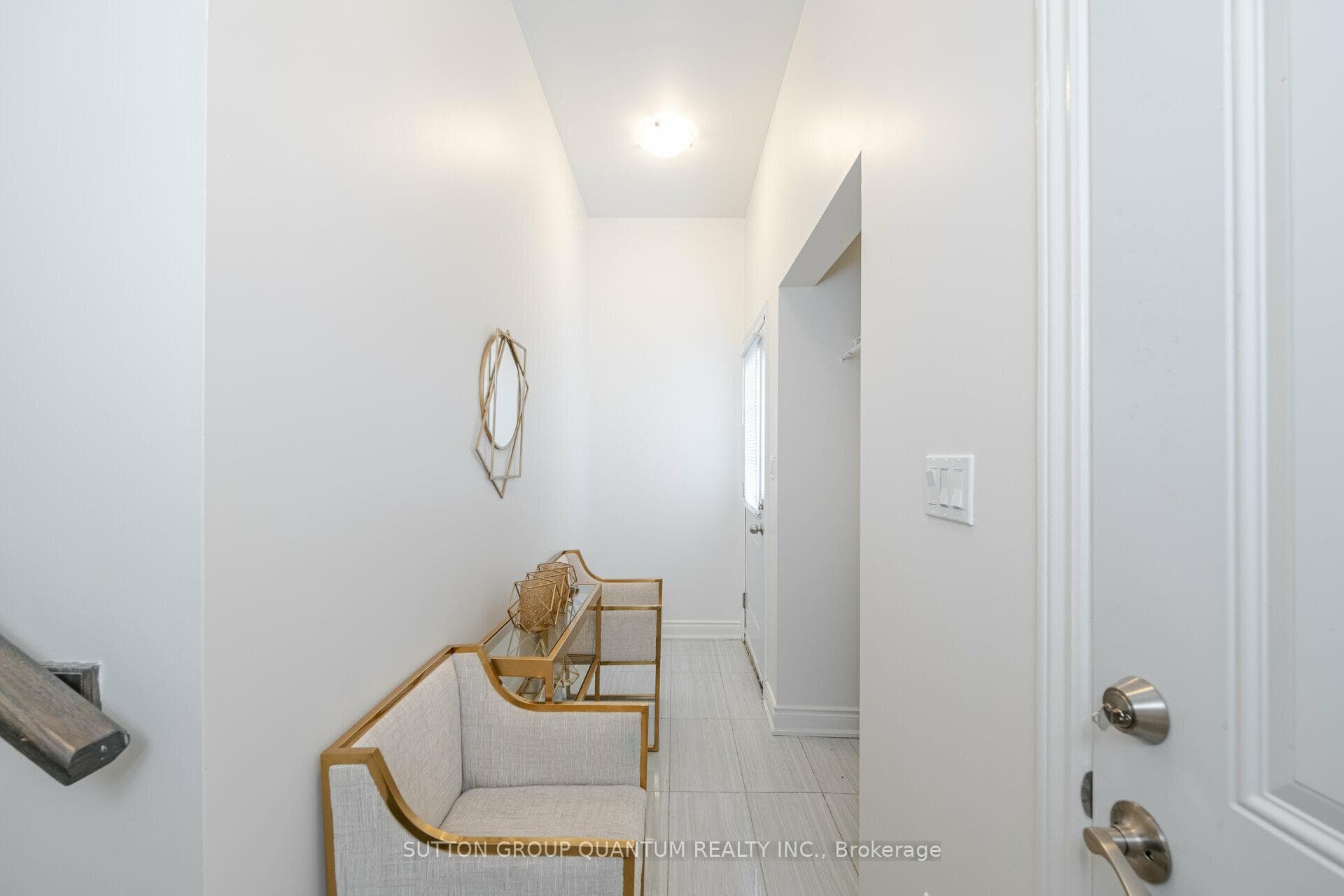 255 Woolwich Street Unit 201 photo 5