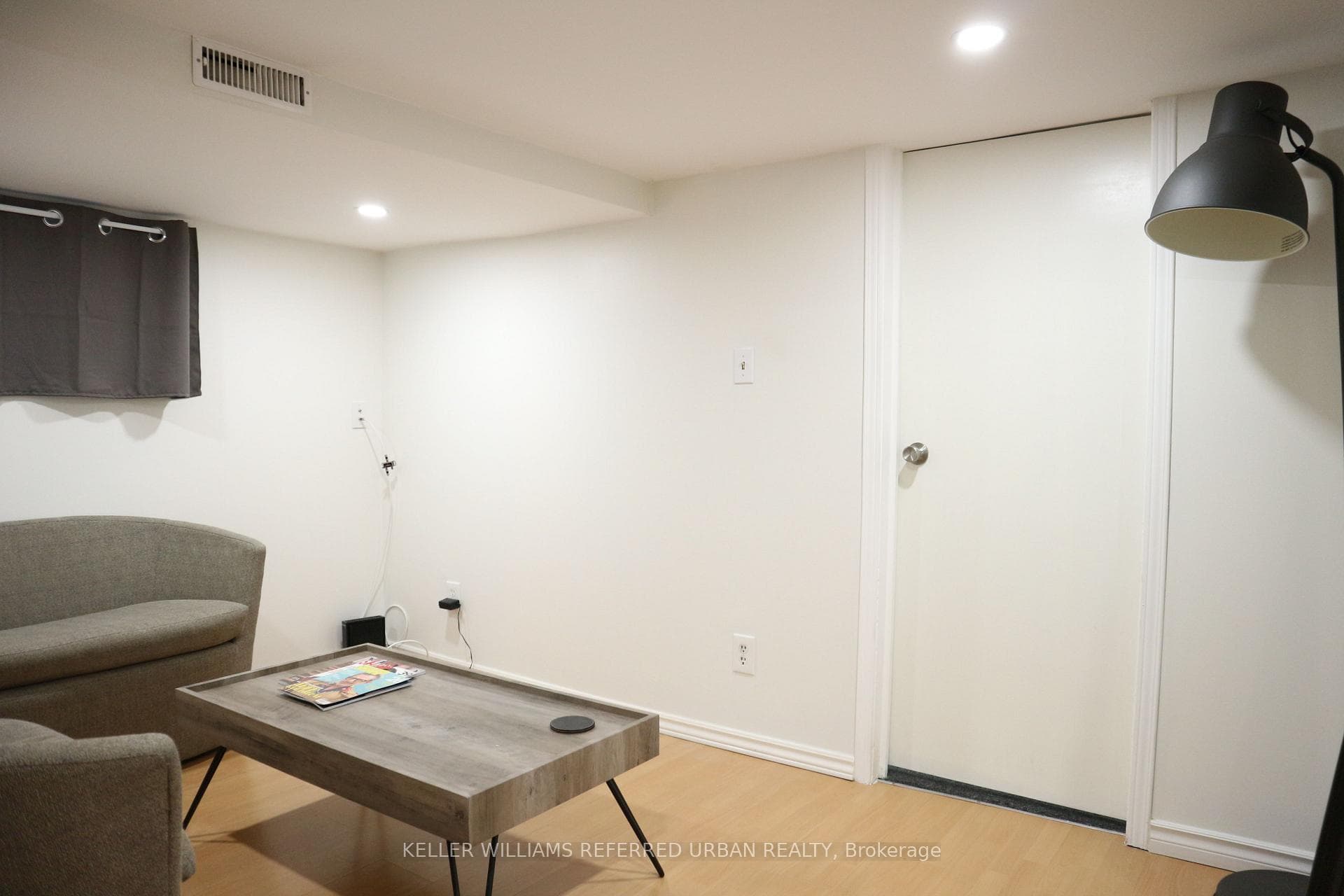 39 Darrell Avenue Unit lower photo 5