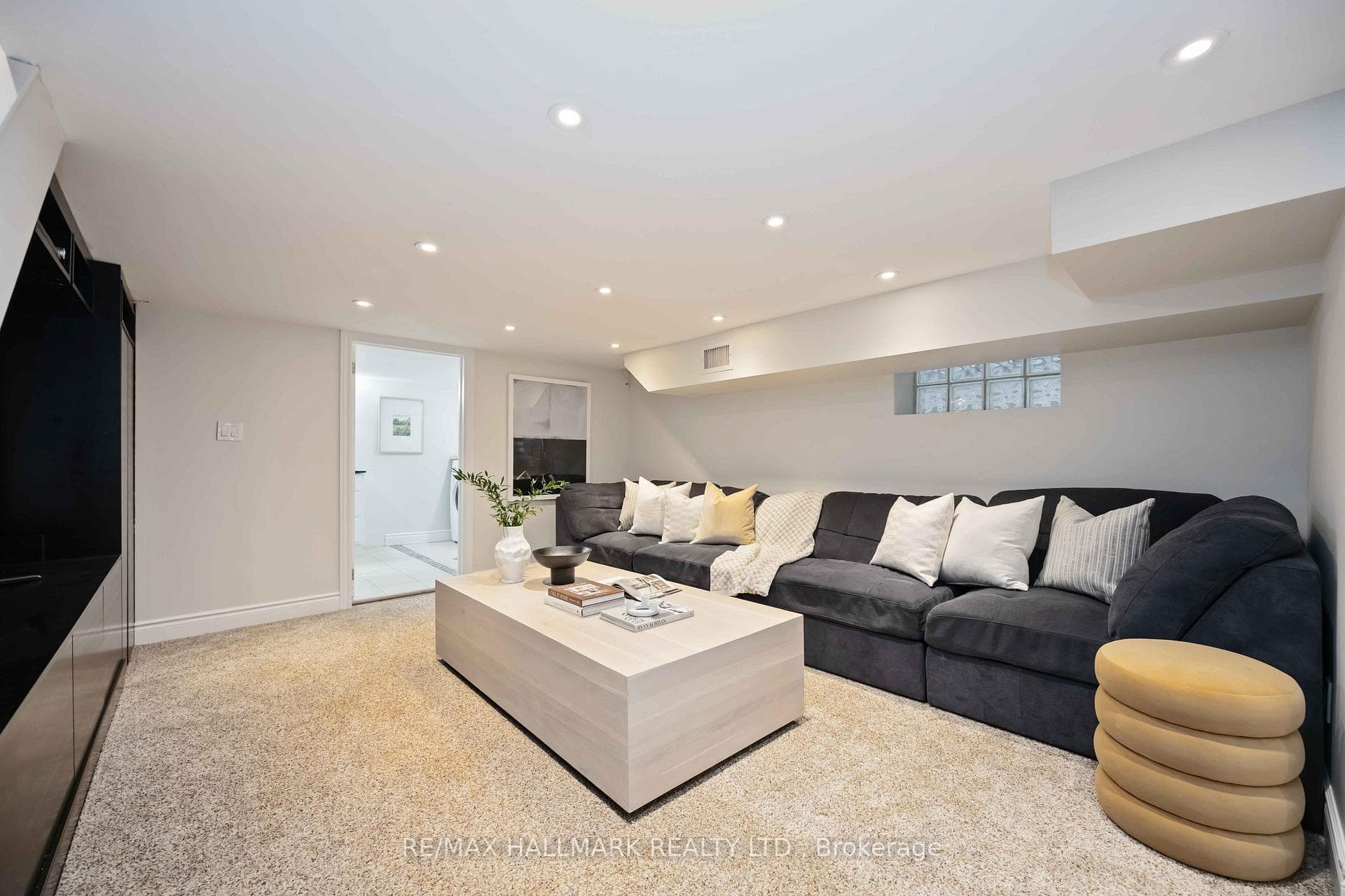 133 Glenmore Road photo 27