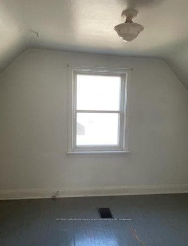 54 Highland Park Boulevard photo 14