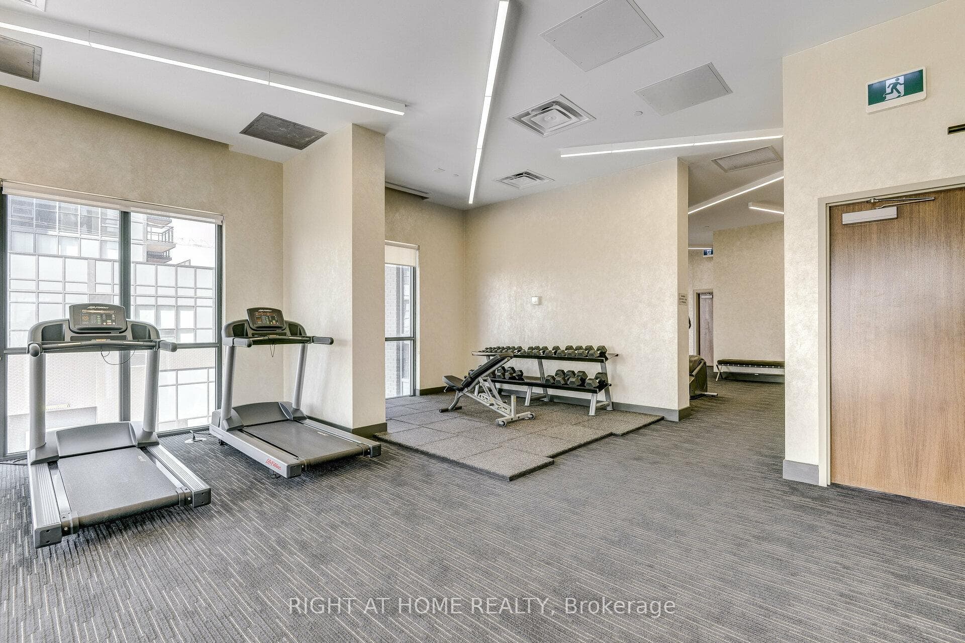 5033 Four Springs Avenue Unit 1017 photo 38