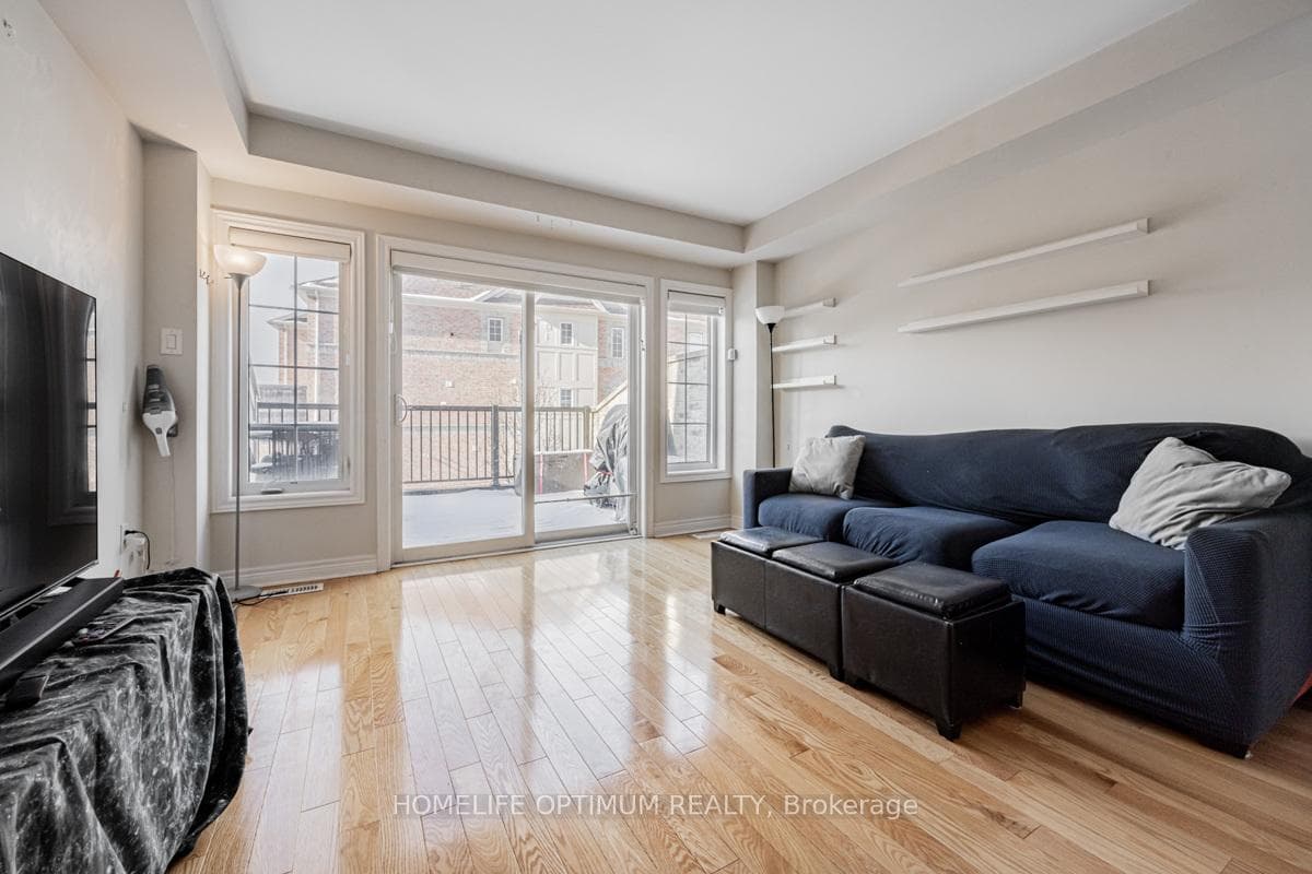 562 Midland Avenue photo 10