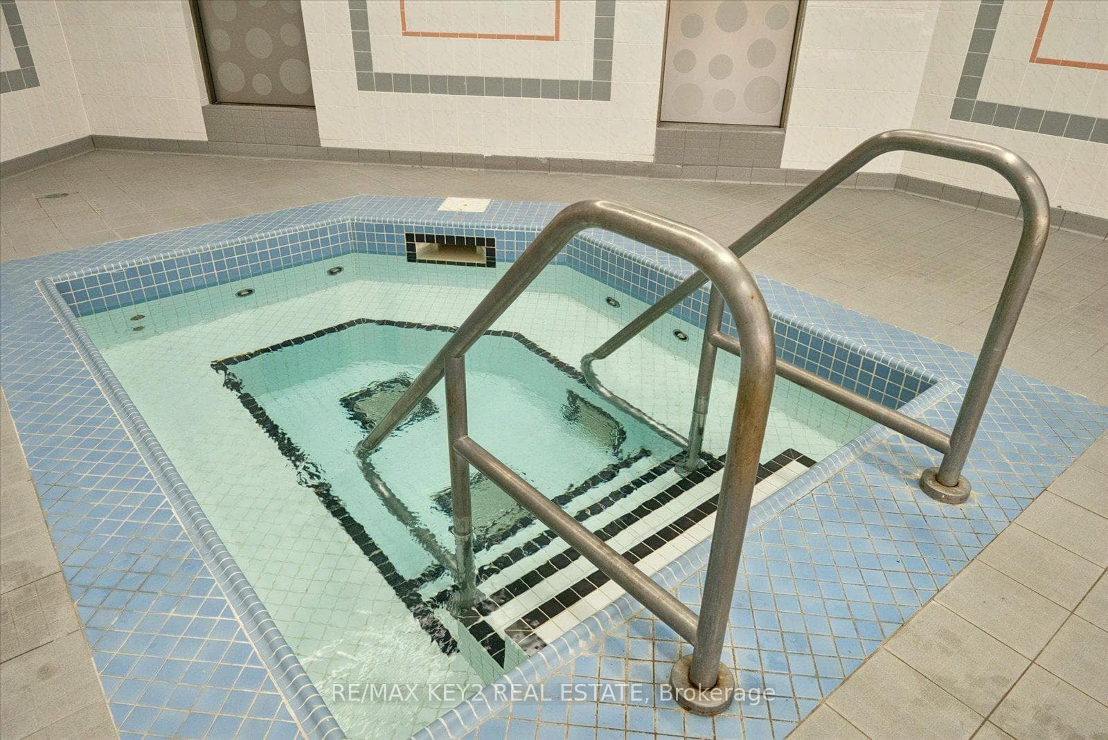5 Greystone Walk Drive Unit 2015 photo 17