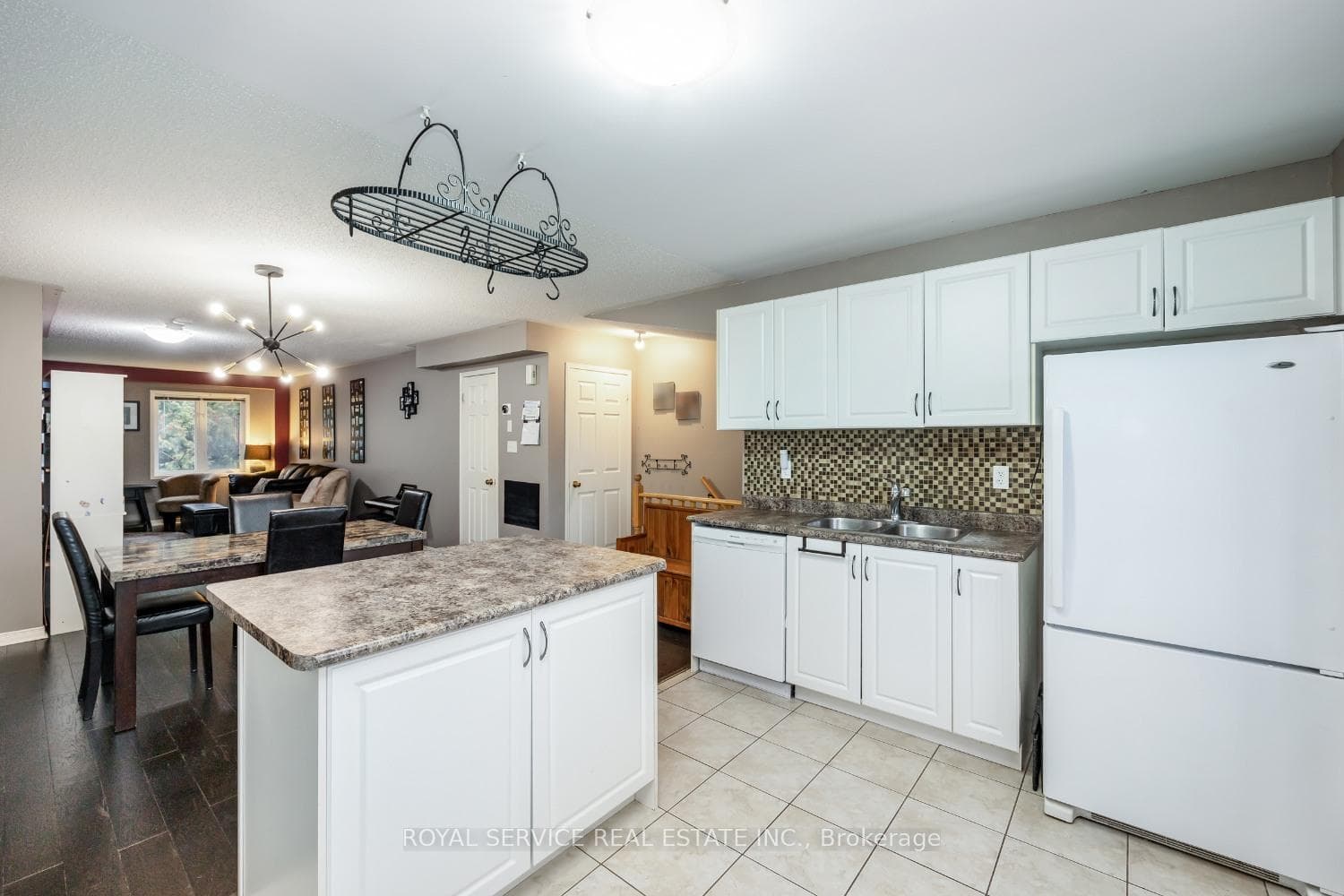 89 Brookside Street photo 10