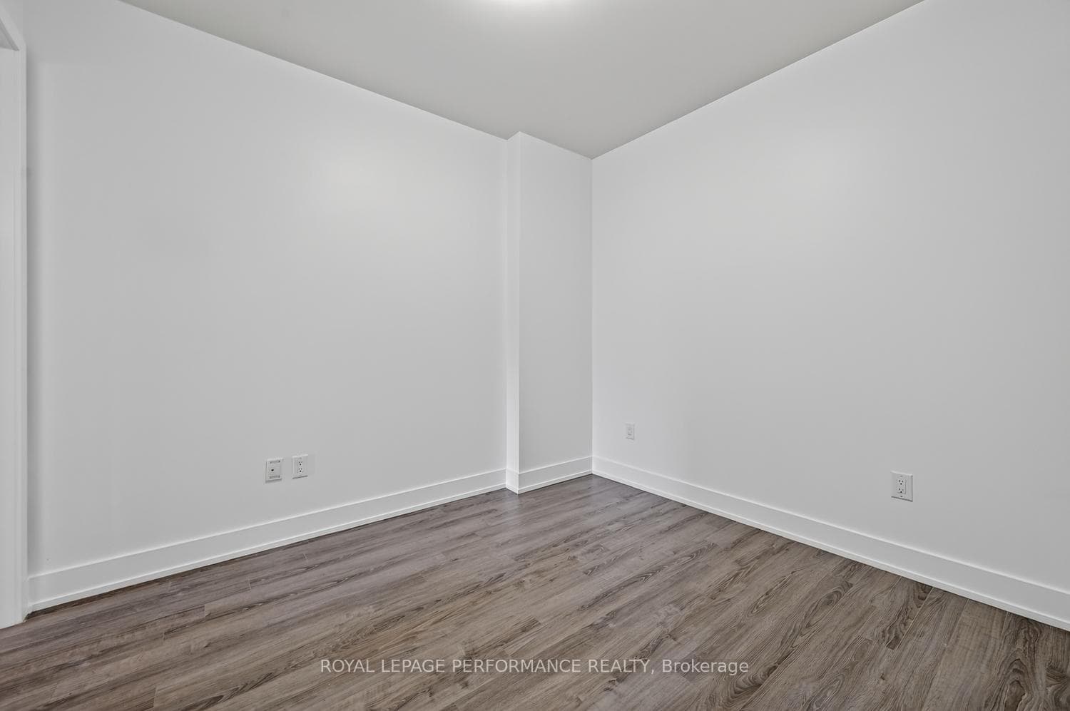 100 Champagne Avenue Unit 903 photo 24