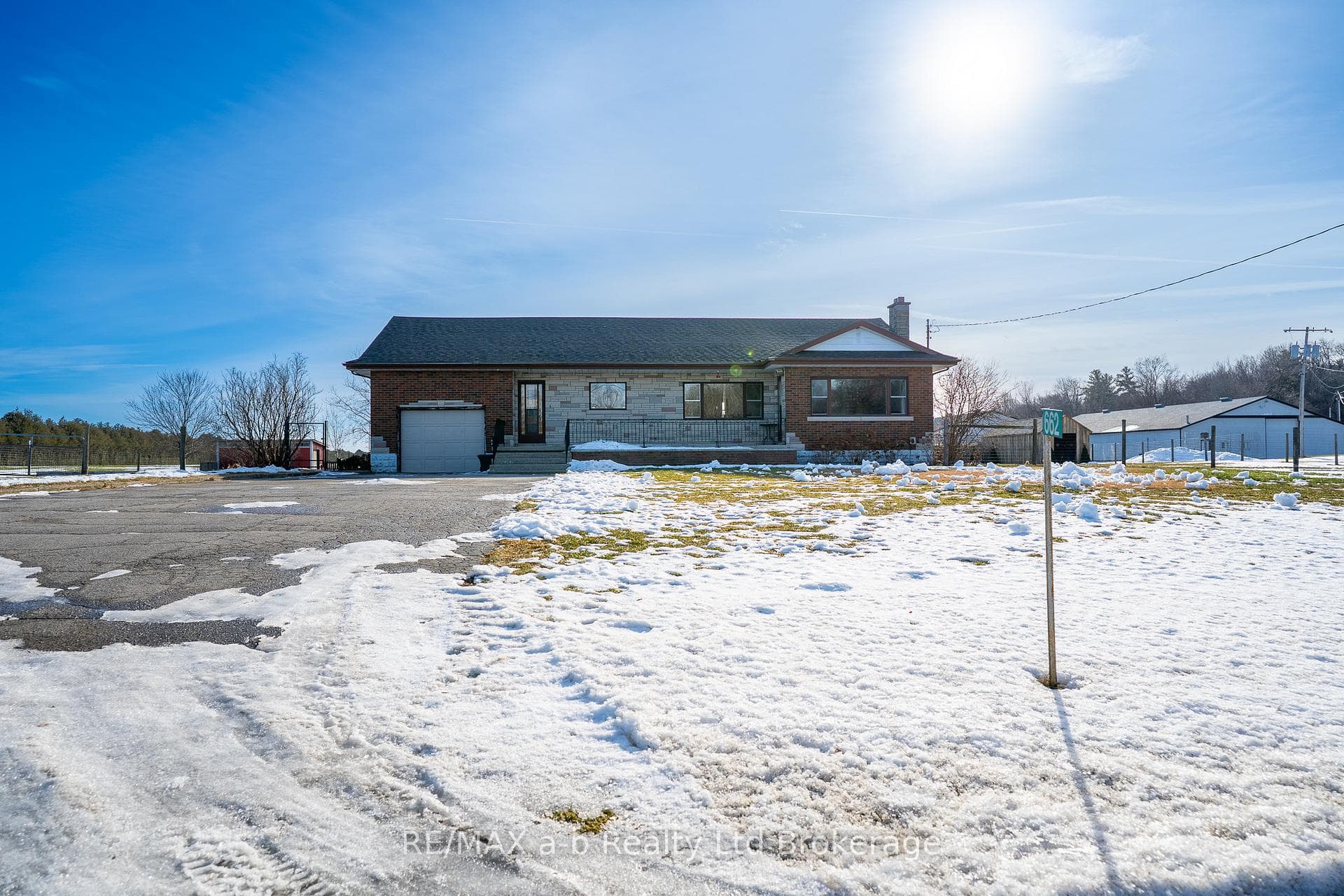 662 Windham 6 Road photo 2