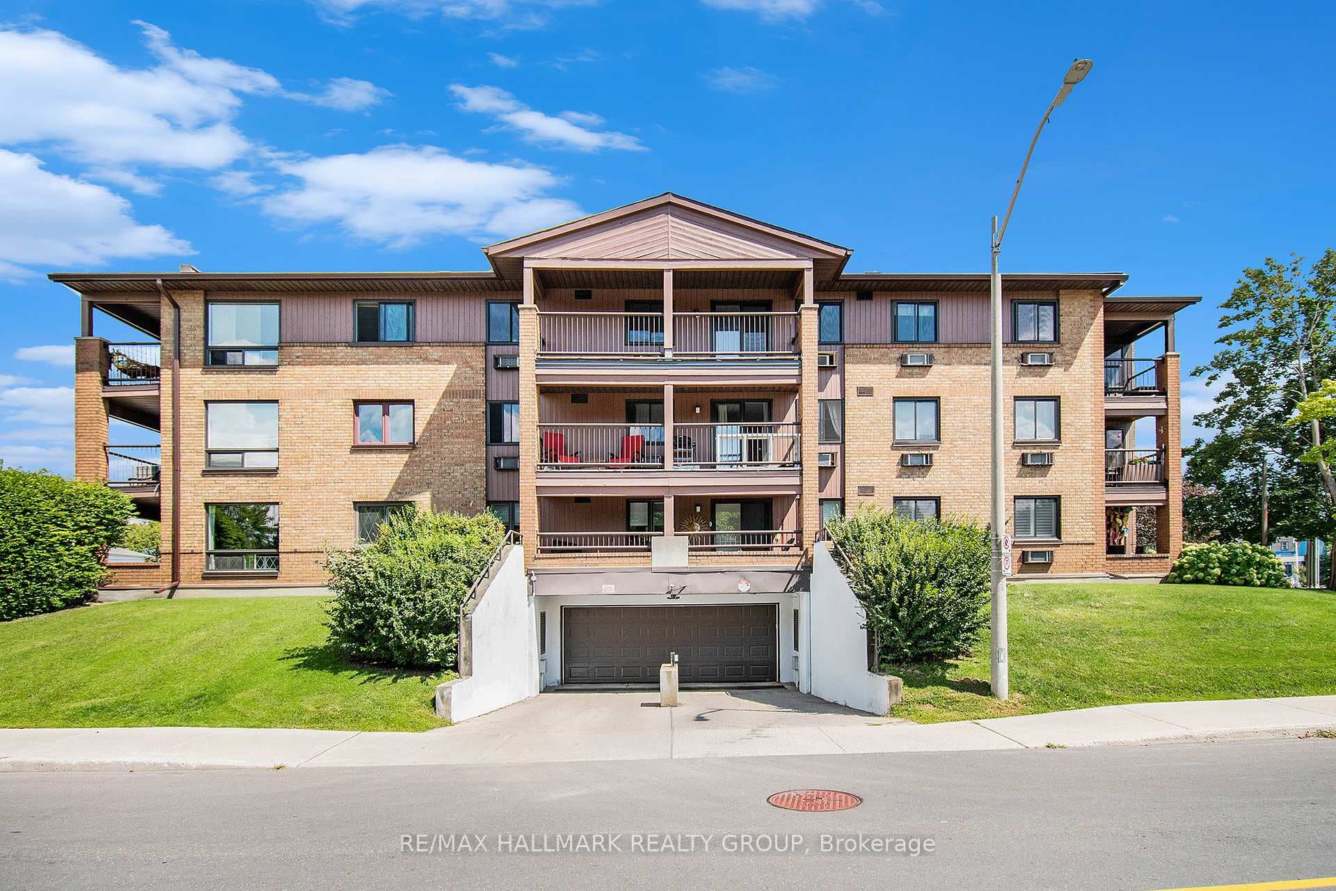 316 Savard Avenue Unit 203 photo 23