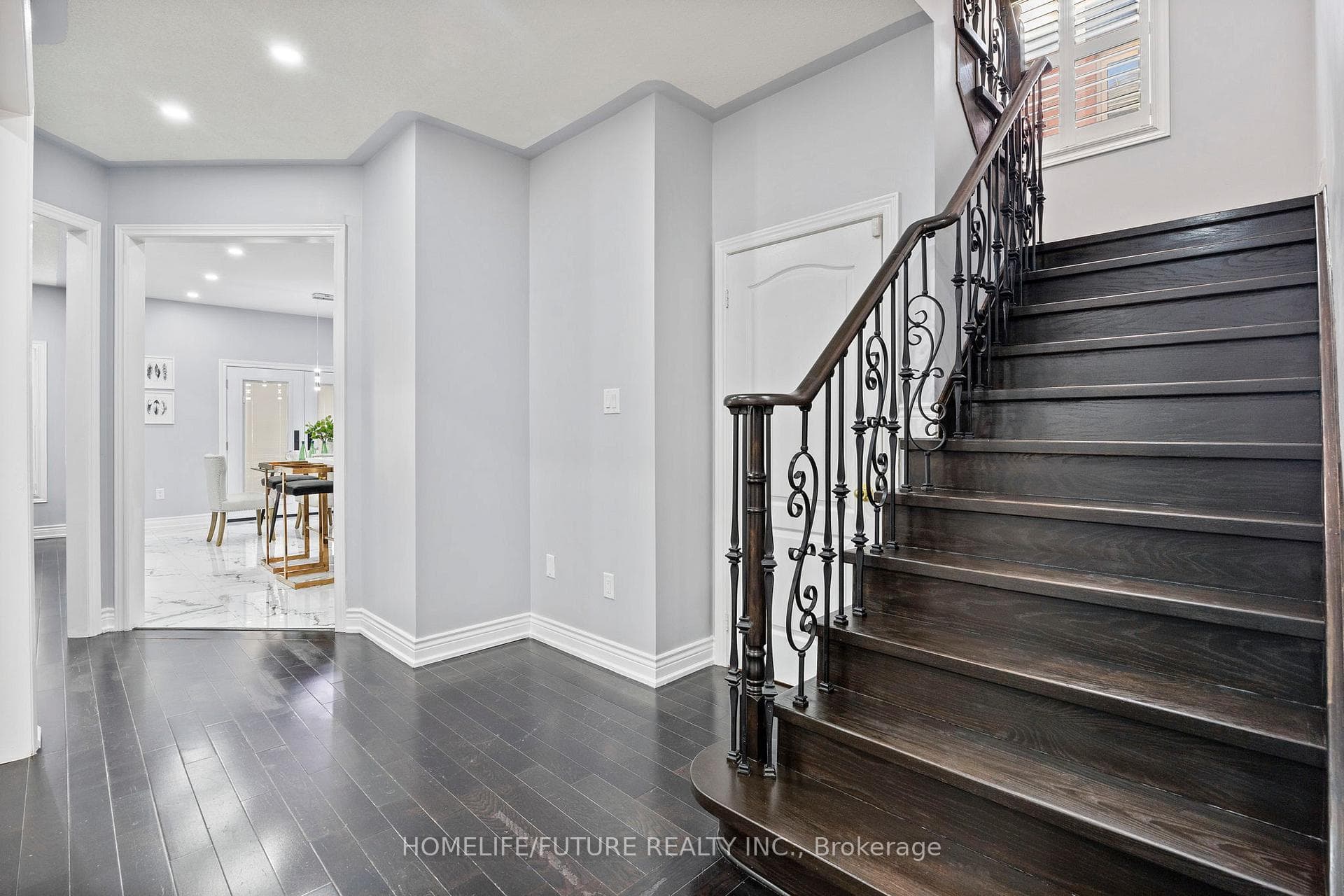 7 Vanwood Crescent photo 15