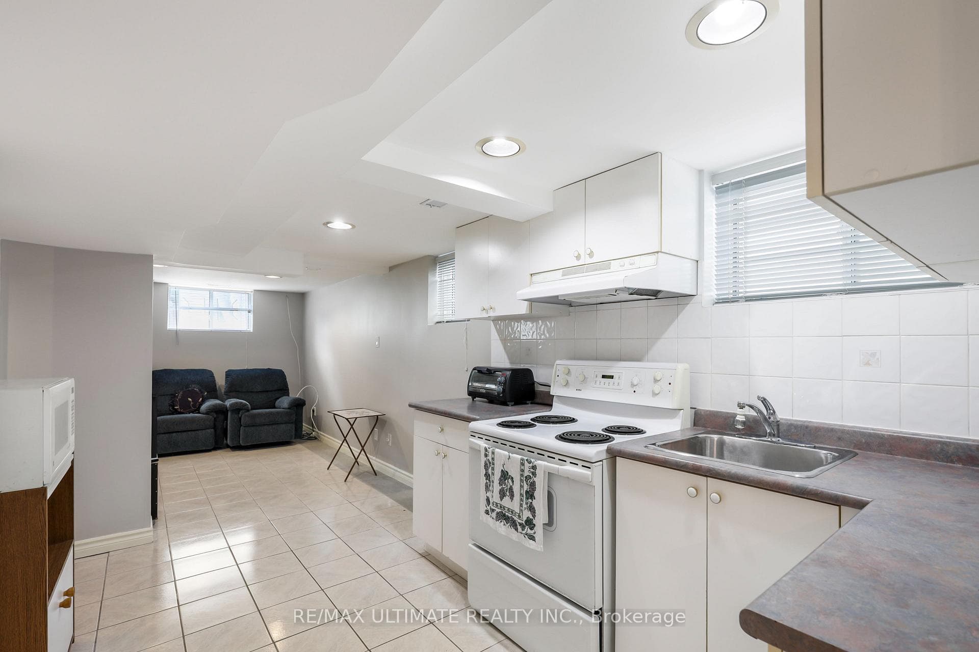 34 Doris Drive photo 16