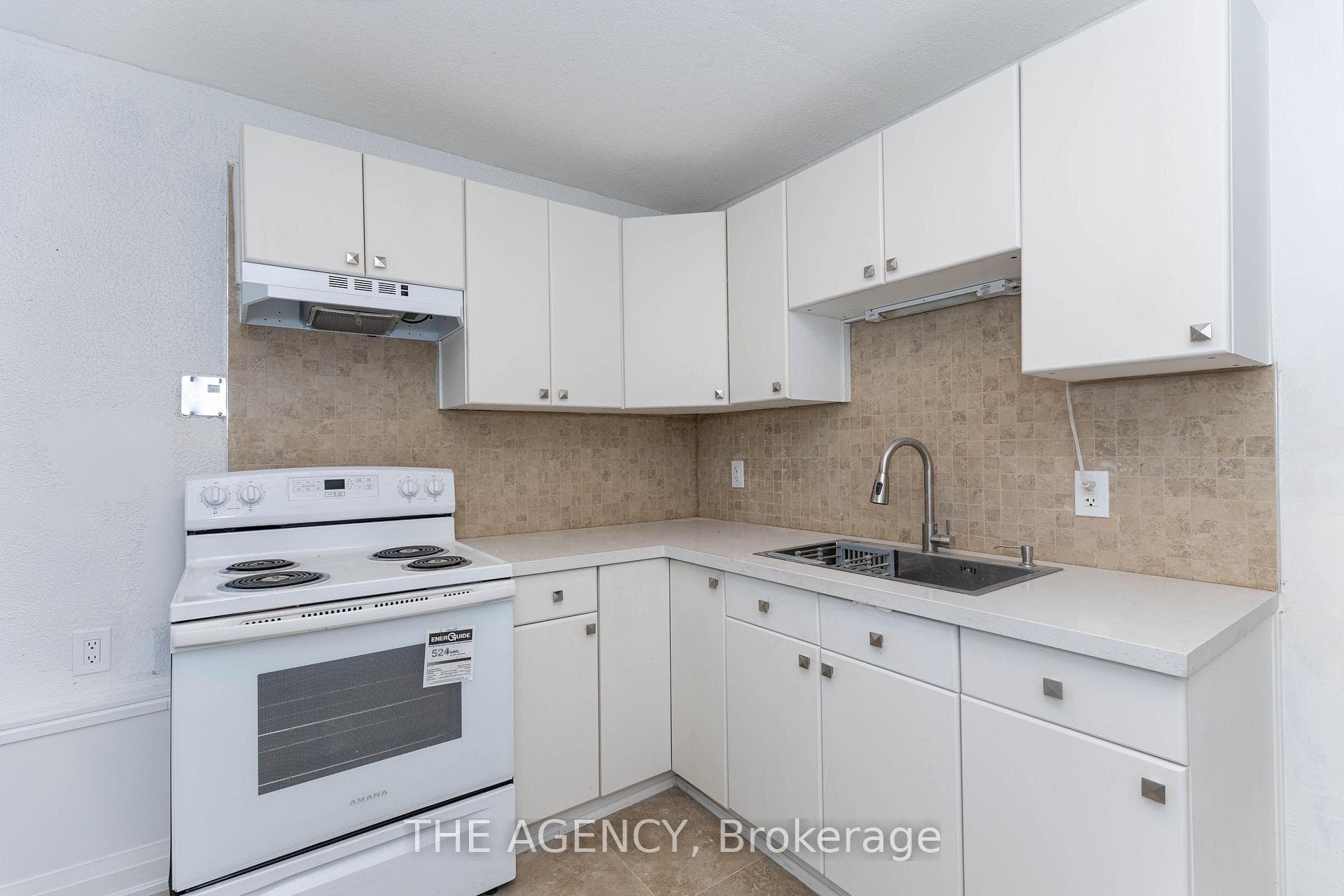 63 Hogarth Street photo 14