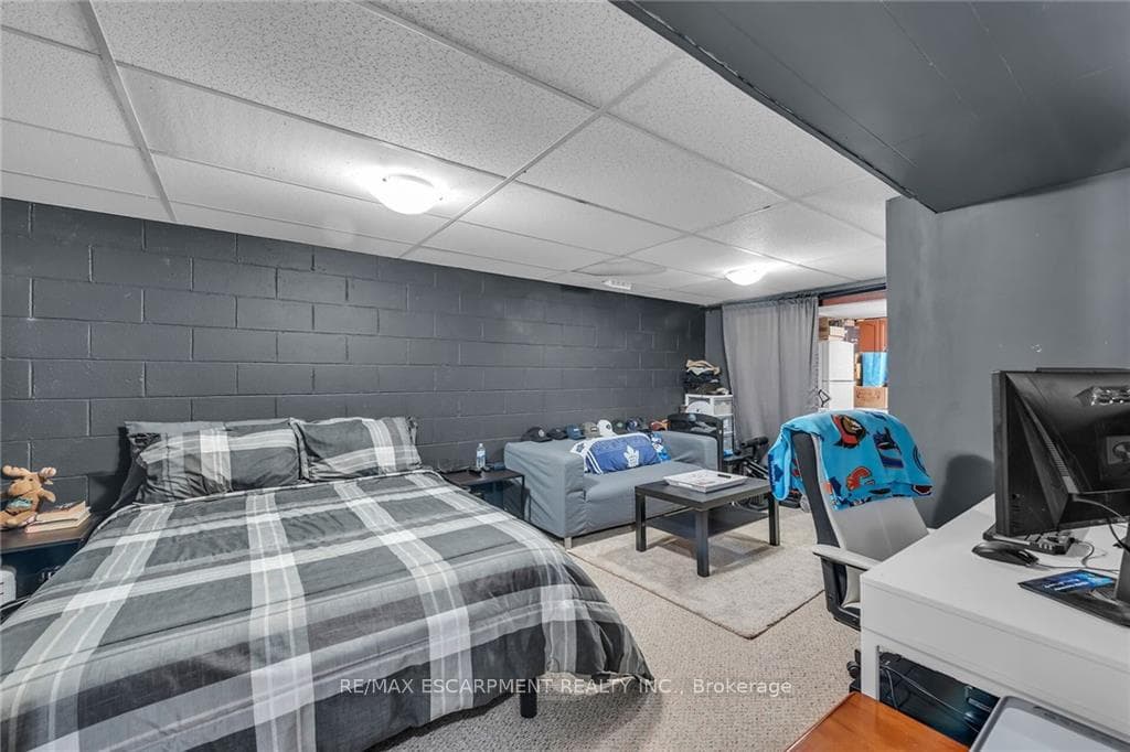 6427 Townline Road Unit 9 photo 20