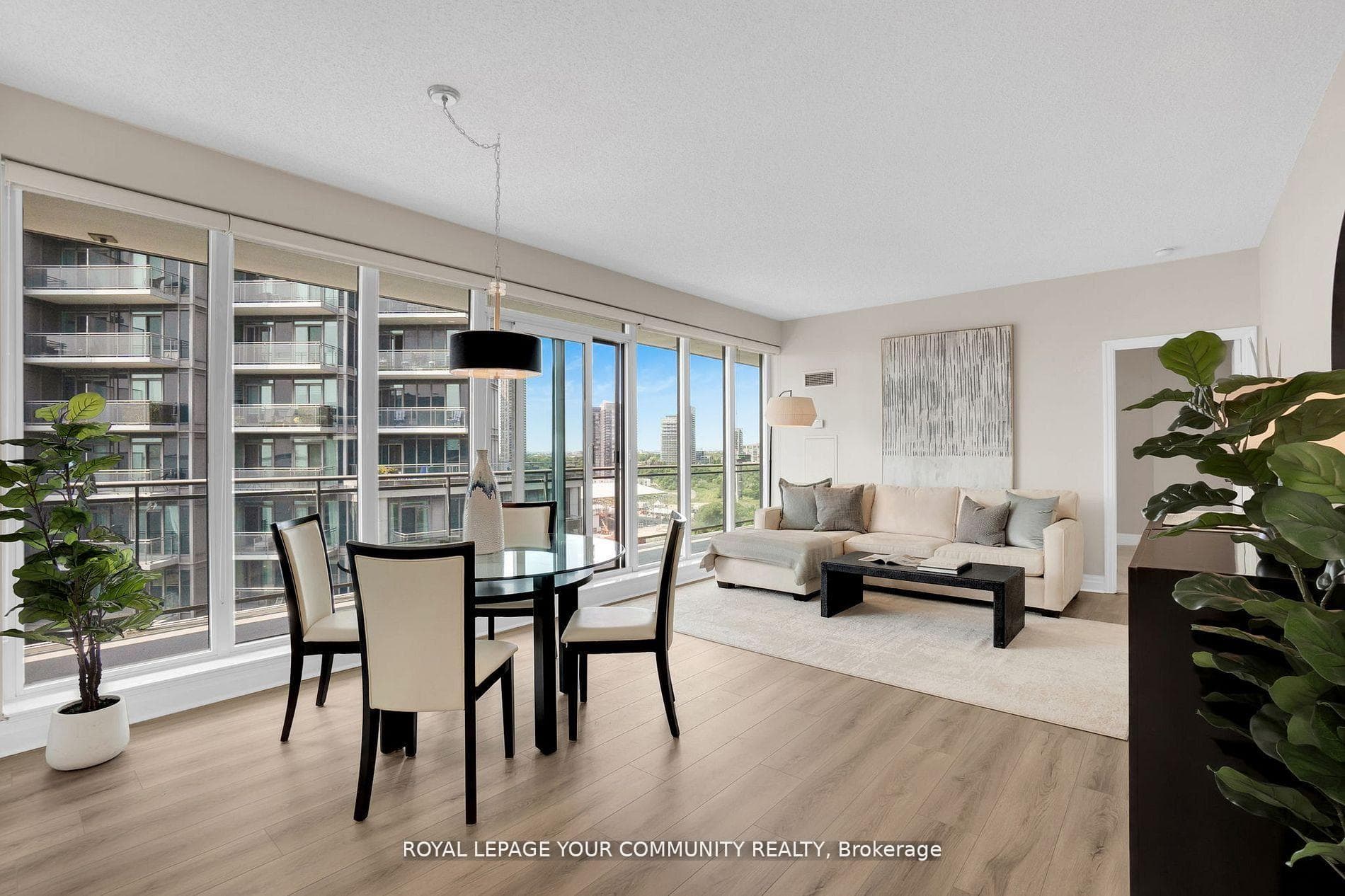 2119 Lake Shore Boulevard Unit 1506 photo 8
