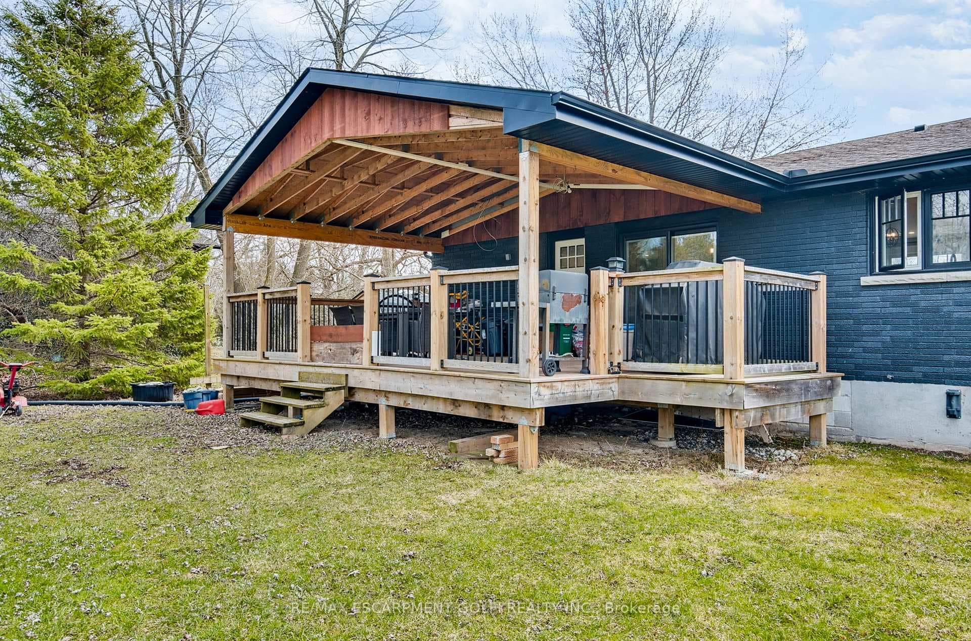2440 PORT ROBINSON Road photo 32