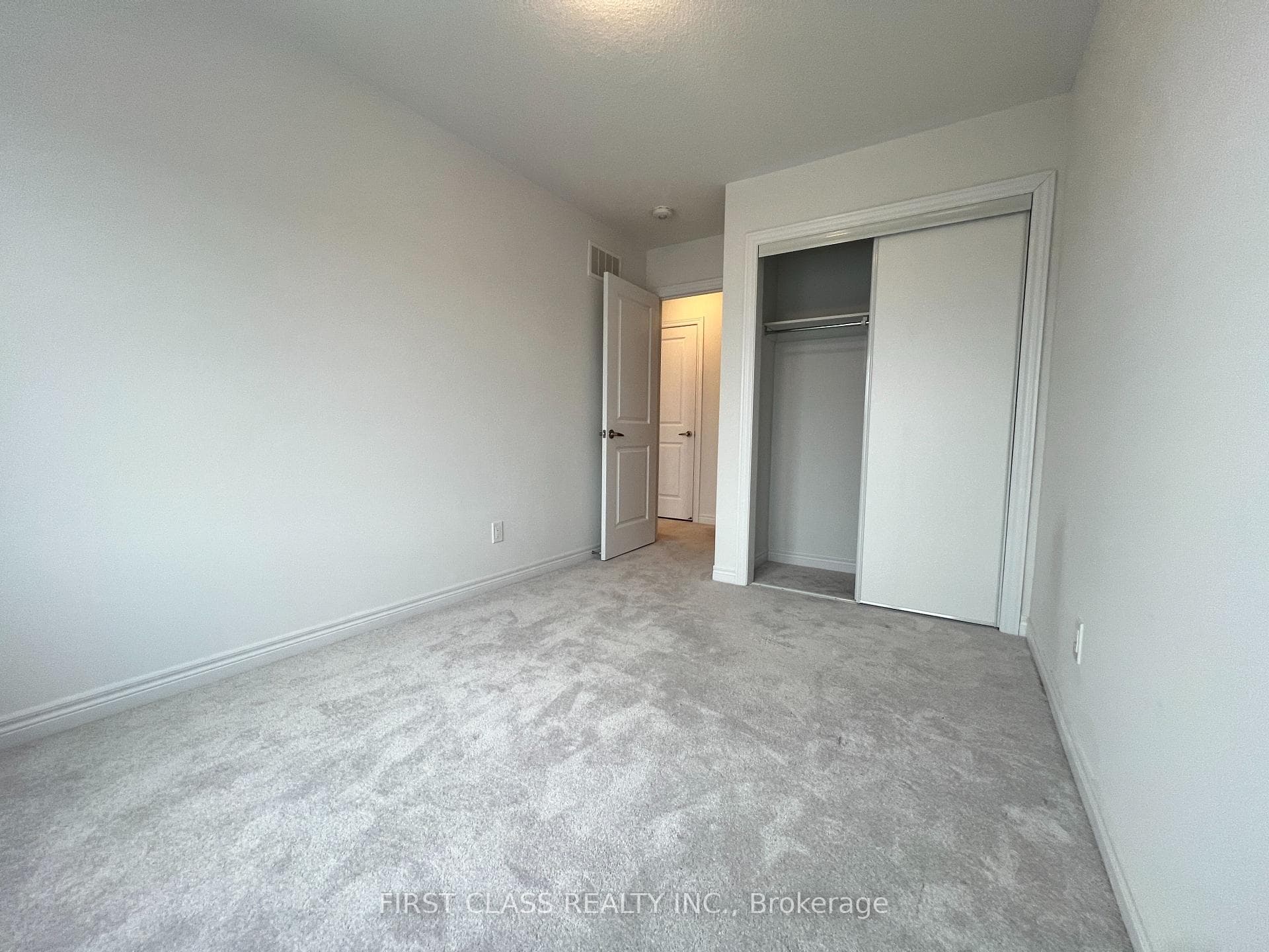 126 Lageer Drive photo 18