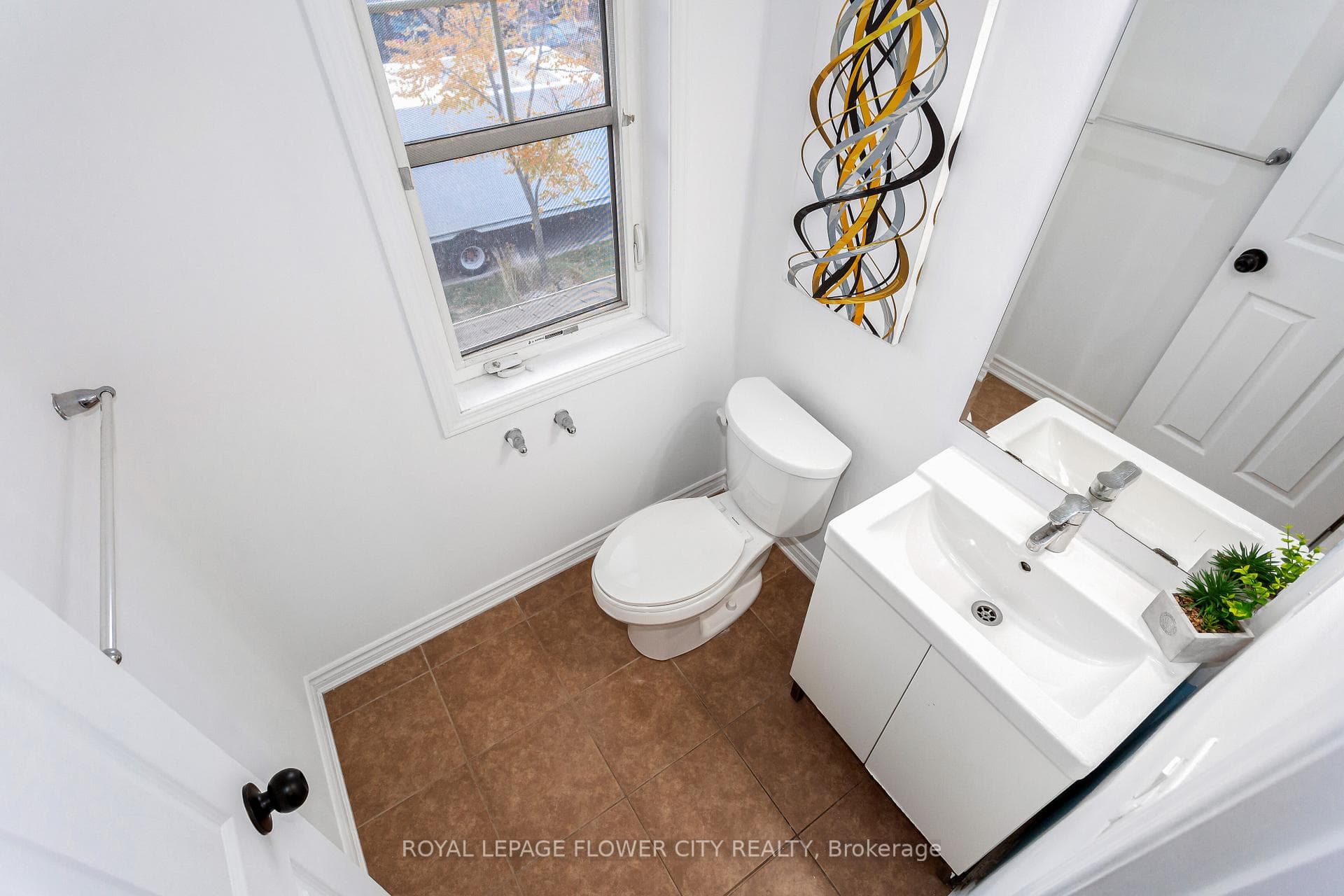 41 Vanhorne Close photo 28