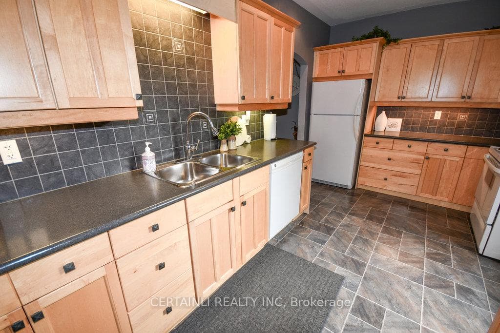 127 Maria Street photo 8