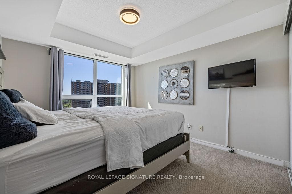 1235 Bayly Street Unit 914 photo 8