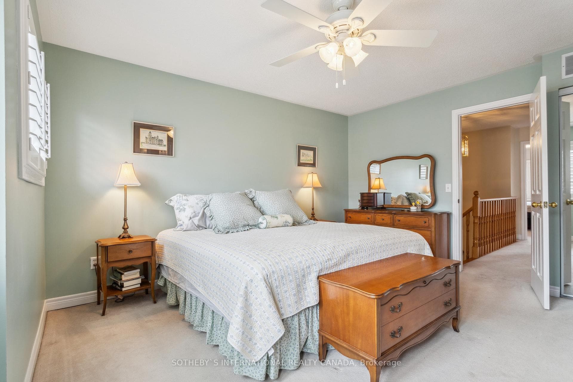 2073 Pinevalley Crescent photo 25