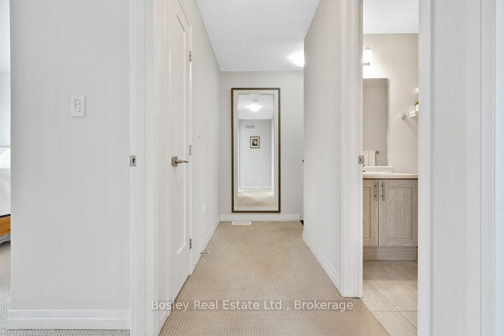 7 Bacon Lane photo 31
