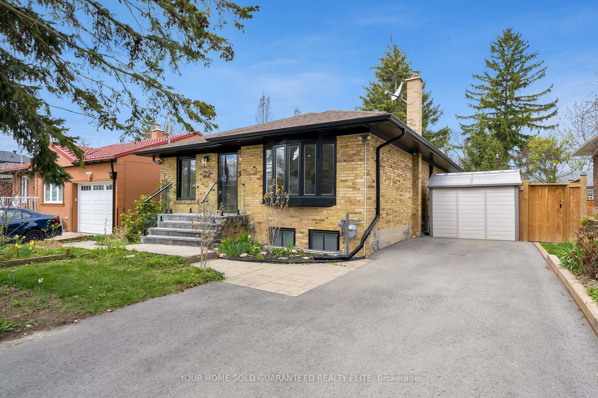 22 North Heights Road photo 1