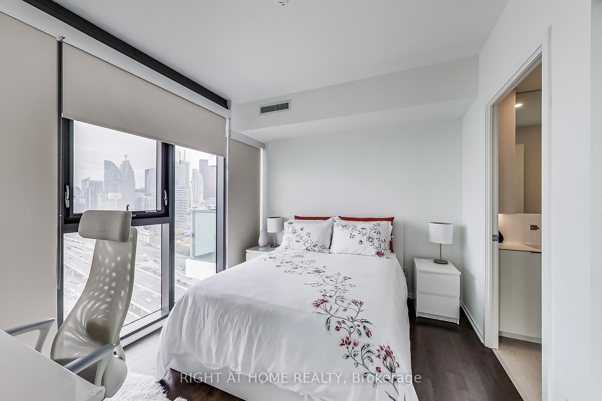16 Bonnycastle Street Unit 2509 photo 9