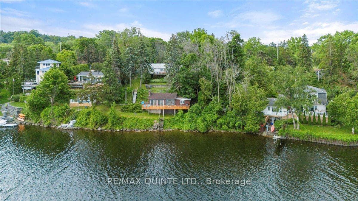 11364 Loyalist Parkway photo 2