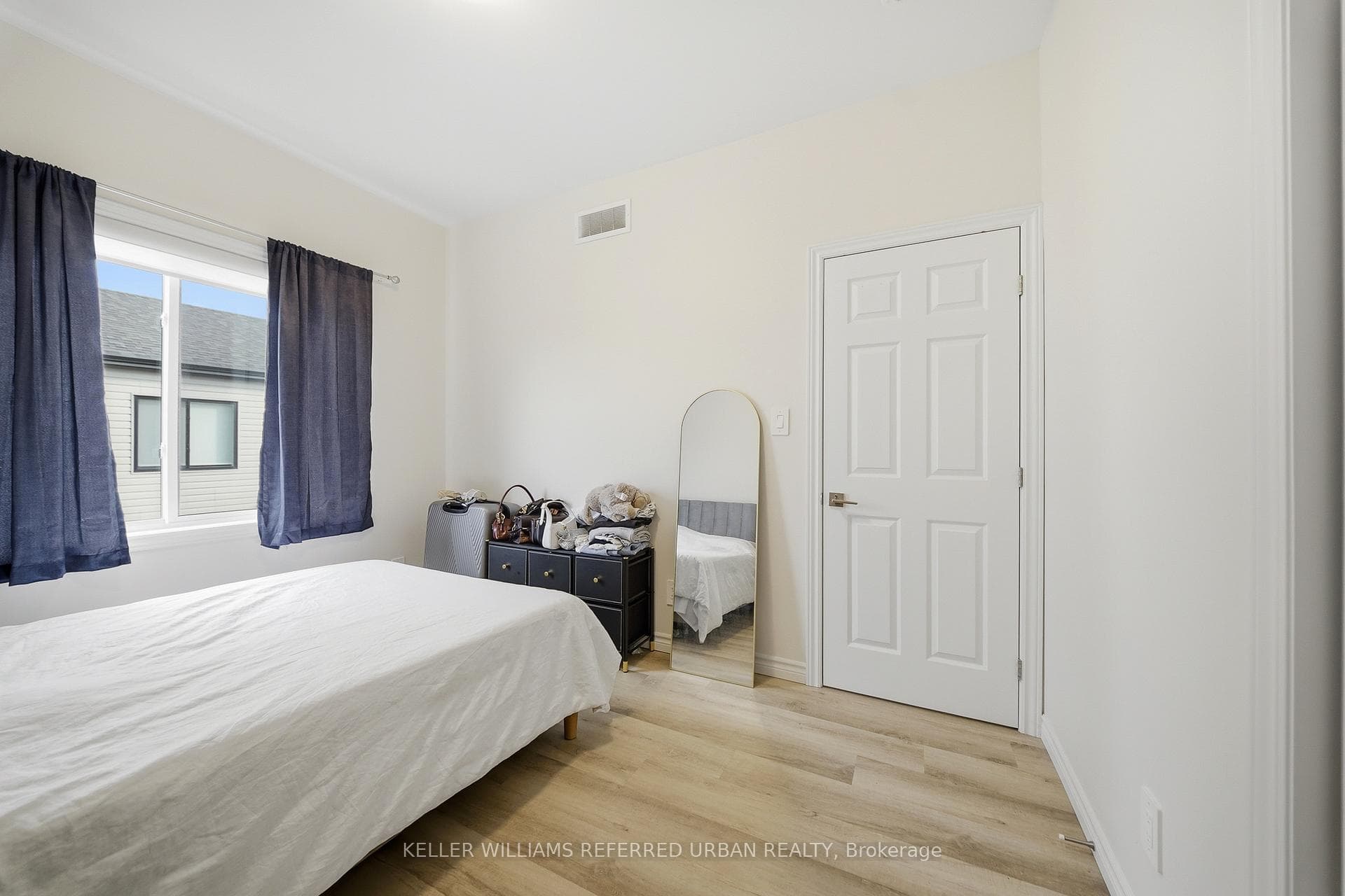 70 Riverstone Way Unit B photo 24