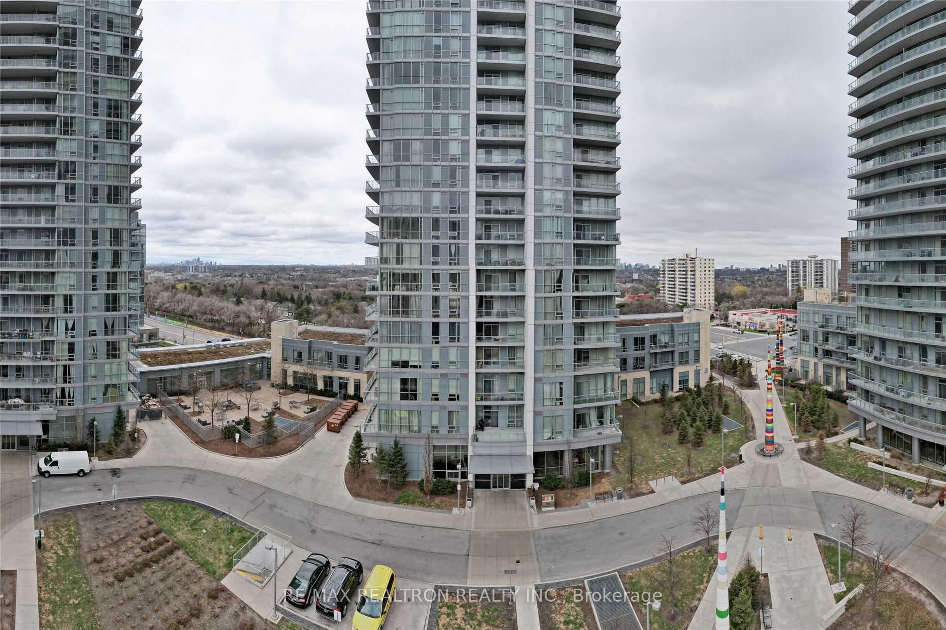 66 Forest Manor Road Unit 1107 photo 1