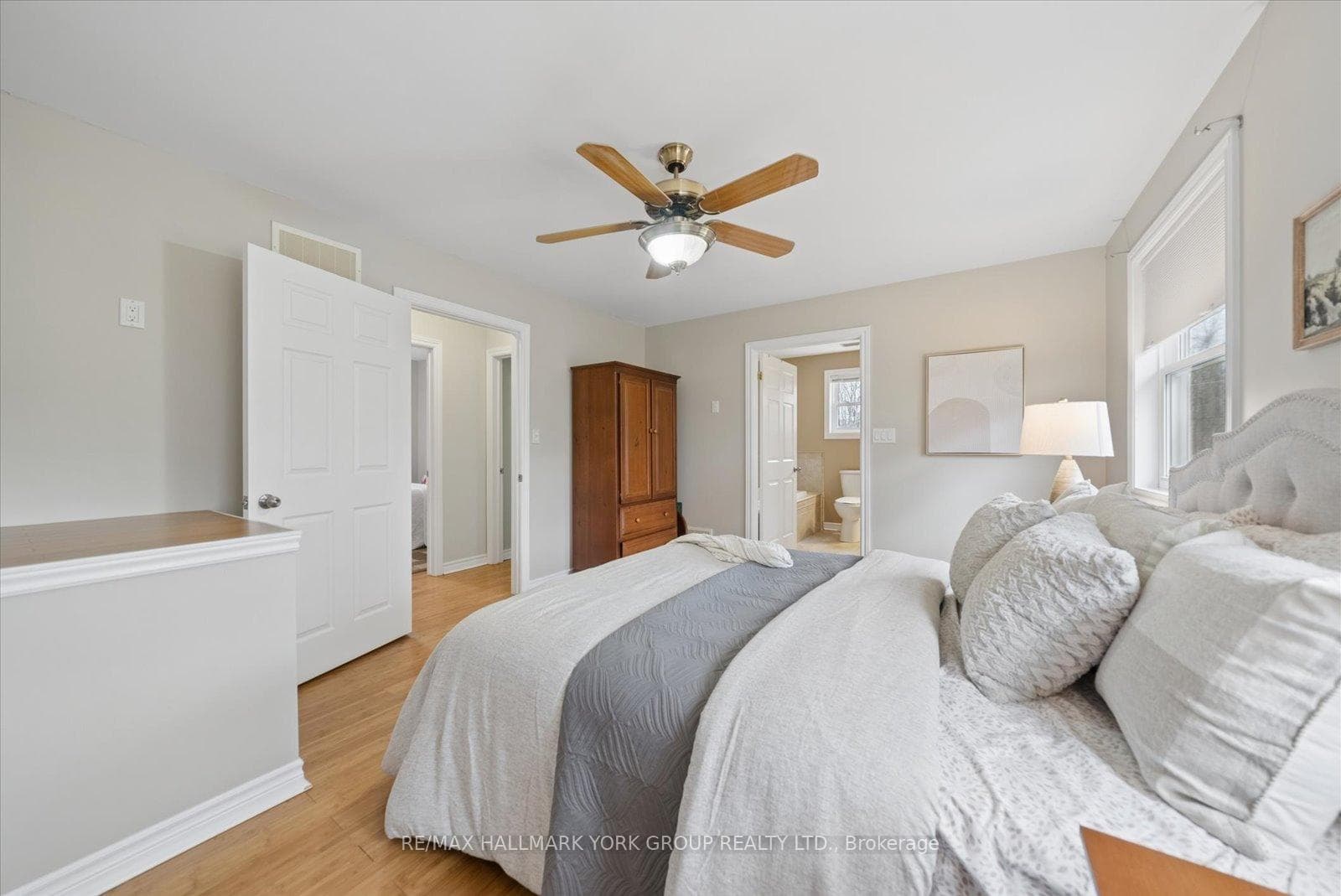 168 Irving Drive photo 24