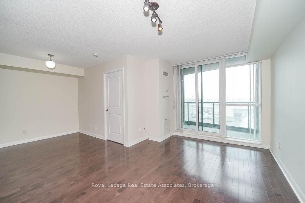 235 Sherway Gardens Road Unit 709 photo 18