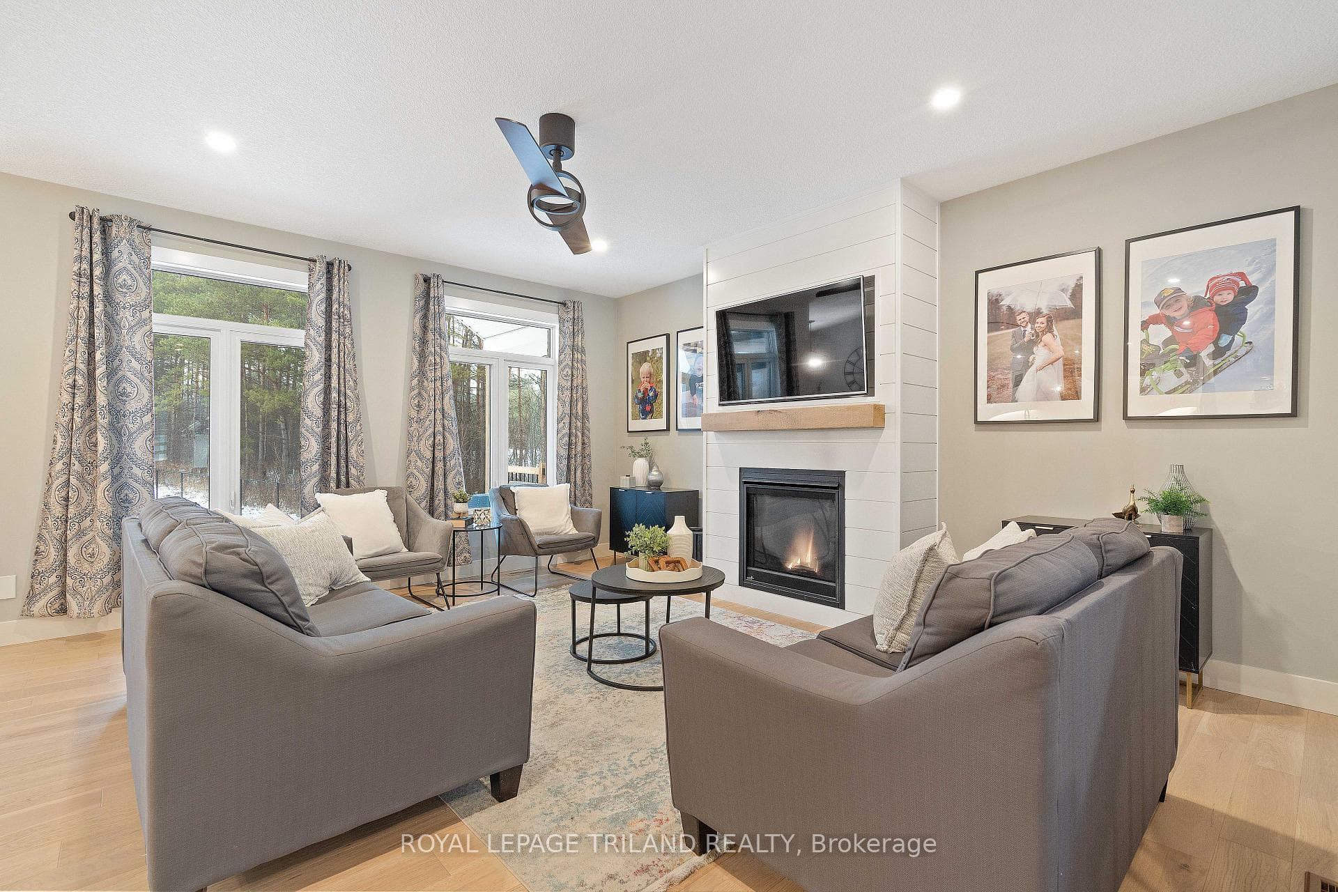 42 Cedarvale Lane photo 8