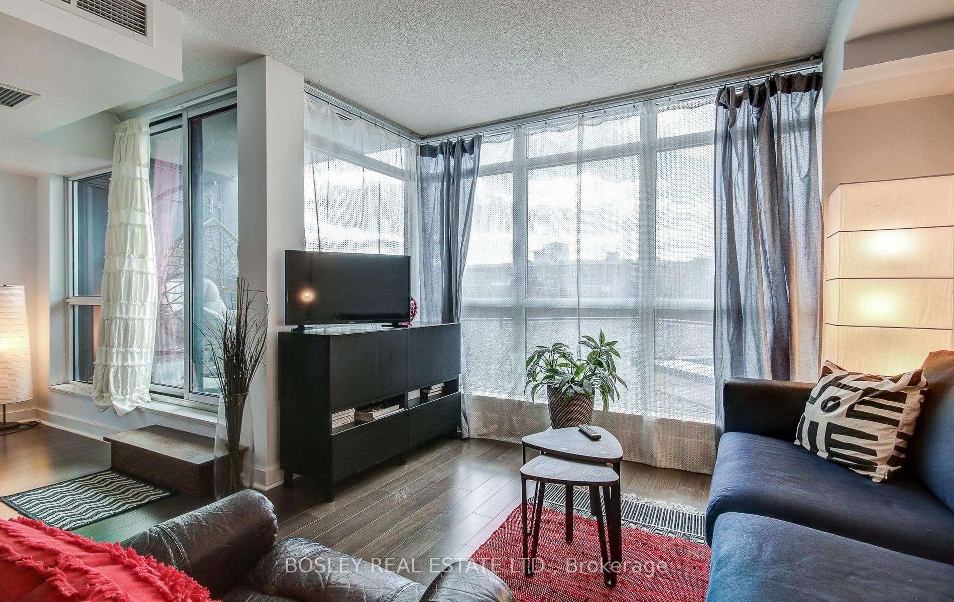 1171 Queen Street Unit 412 photo 13