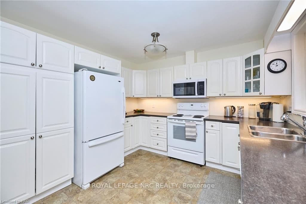 3 GREENVIEW Gate photo 13