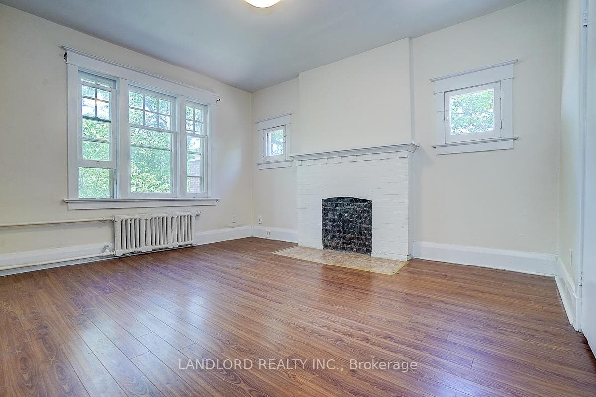 92 Neville Park Boulevard Unit Upper Unit photo 11