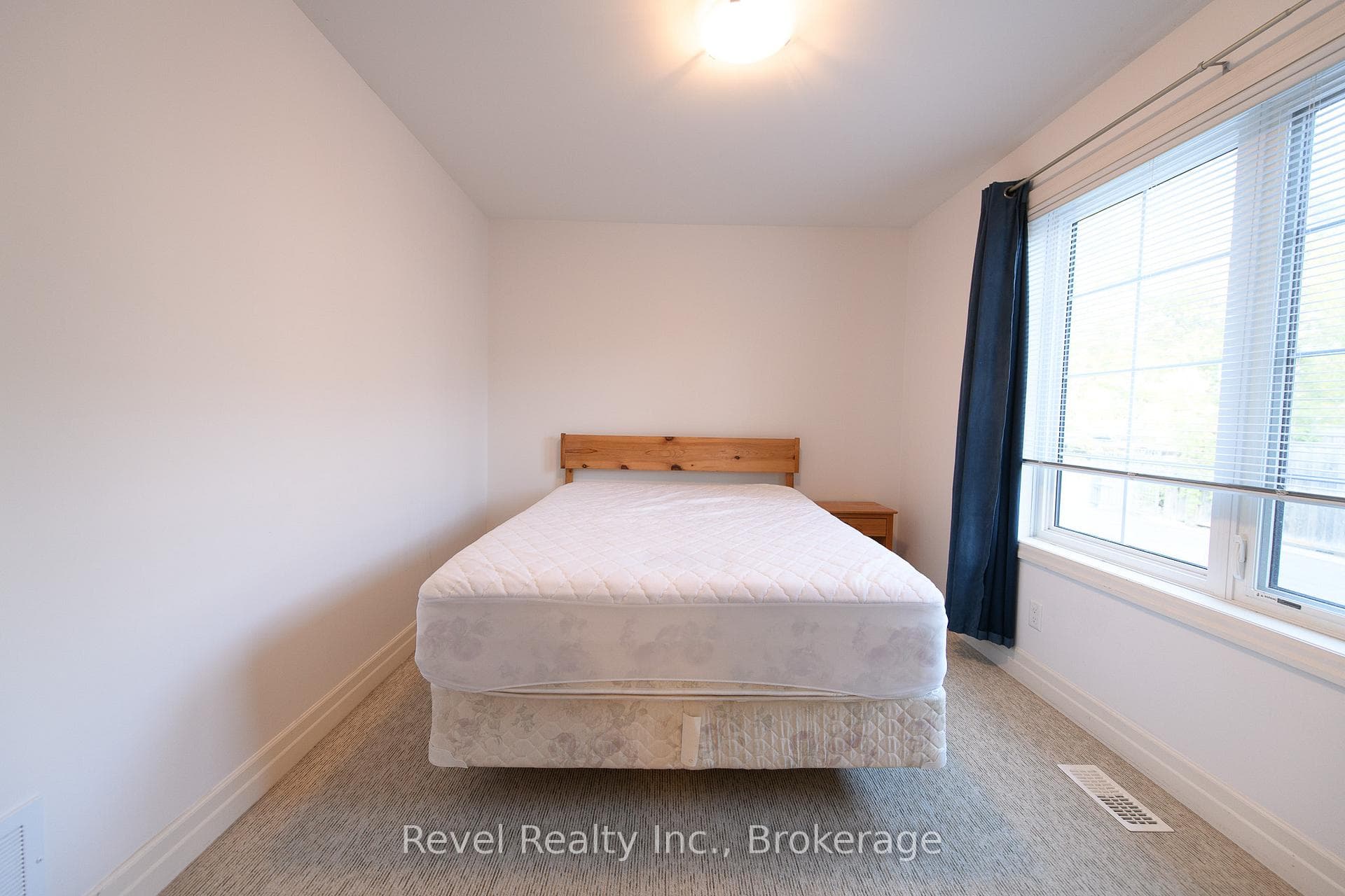 64 RIVER Road Unit 4 photo 9