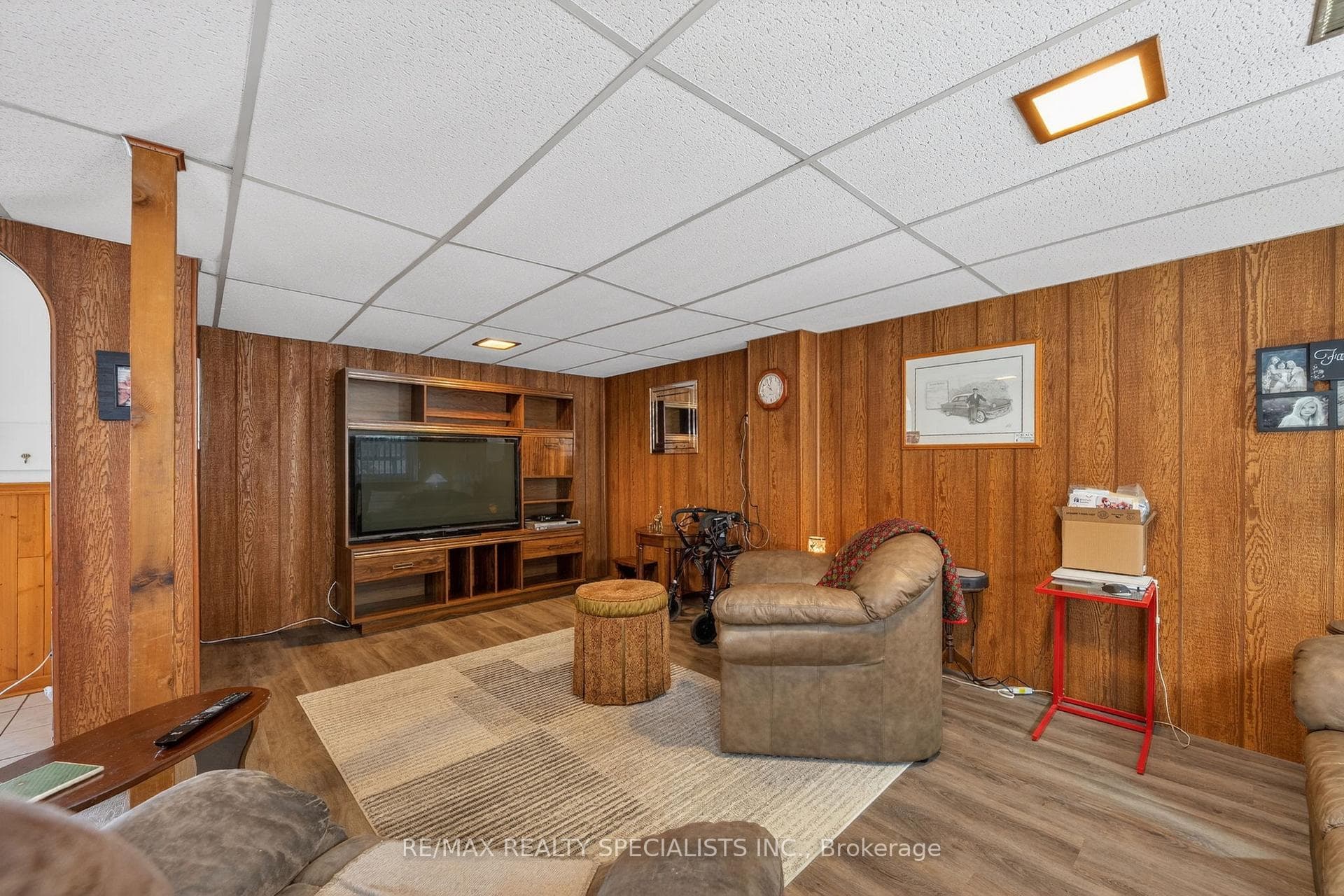 61 Moore Park Crescent photo 21