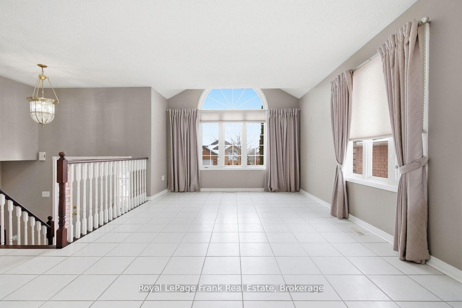 284 Rockingham Court photo 6