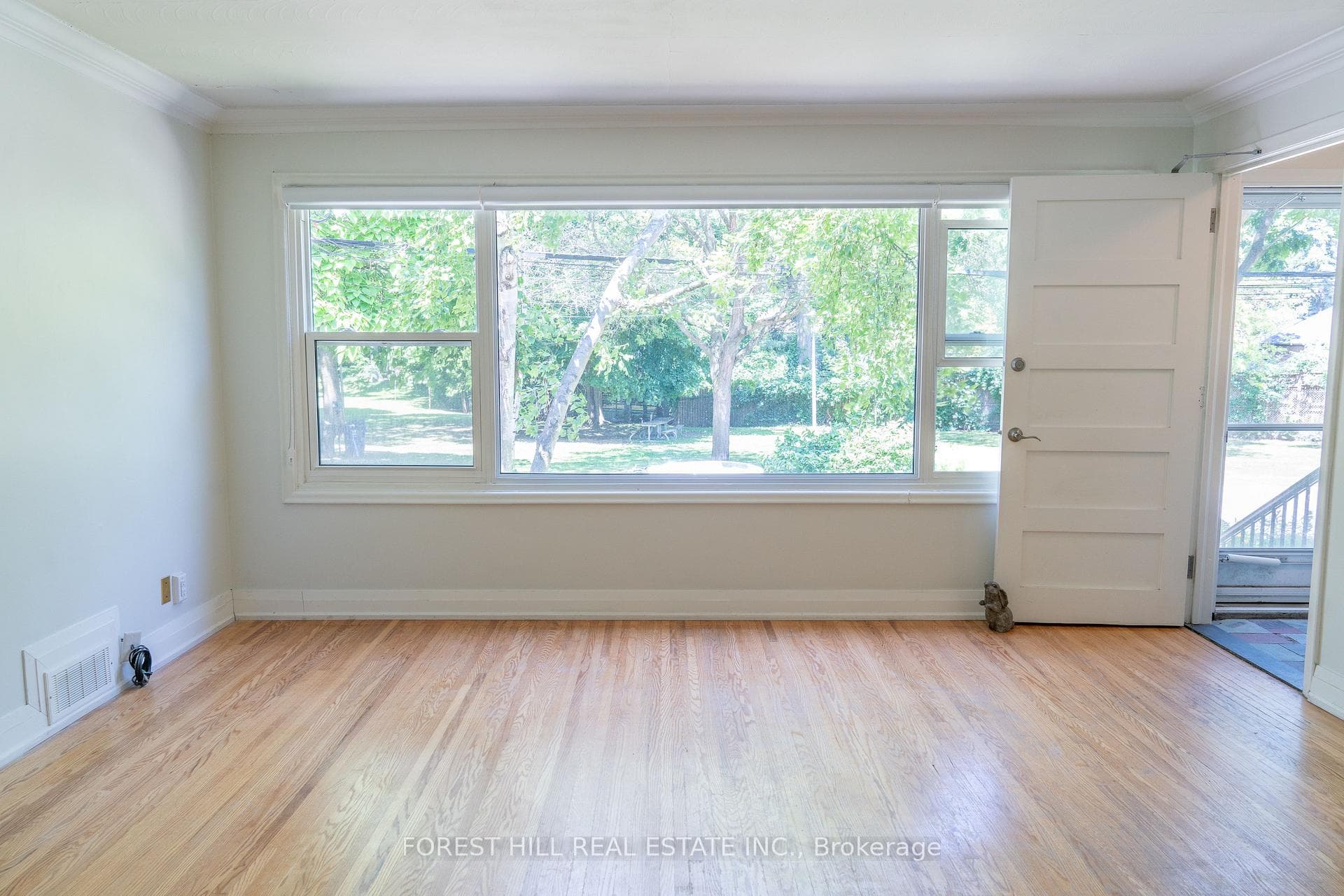 17 Love Crescent Unit Main photo 3