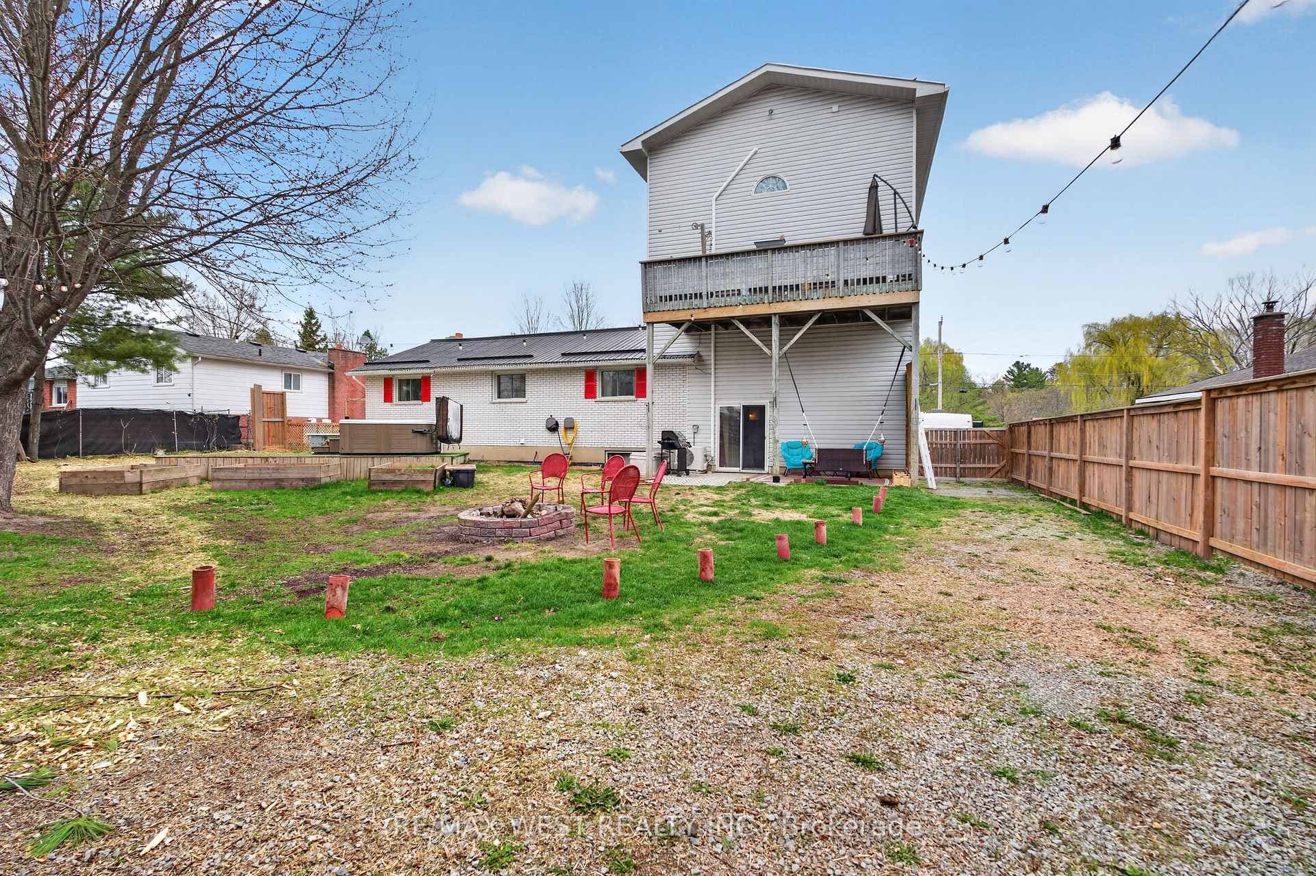 5571 Perth Road Crescent photo 26