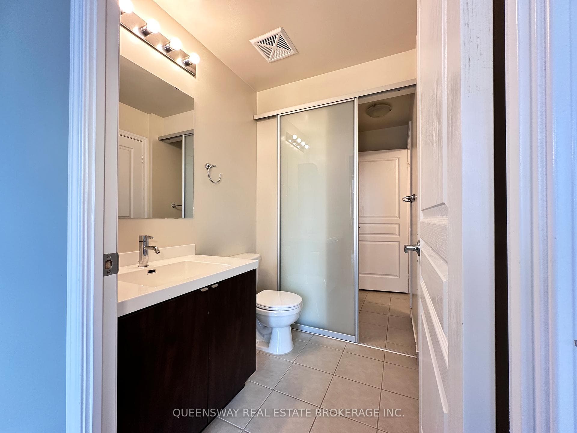 352 Front Street Unit 1008 photo 22