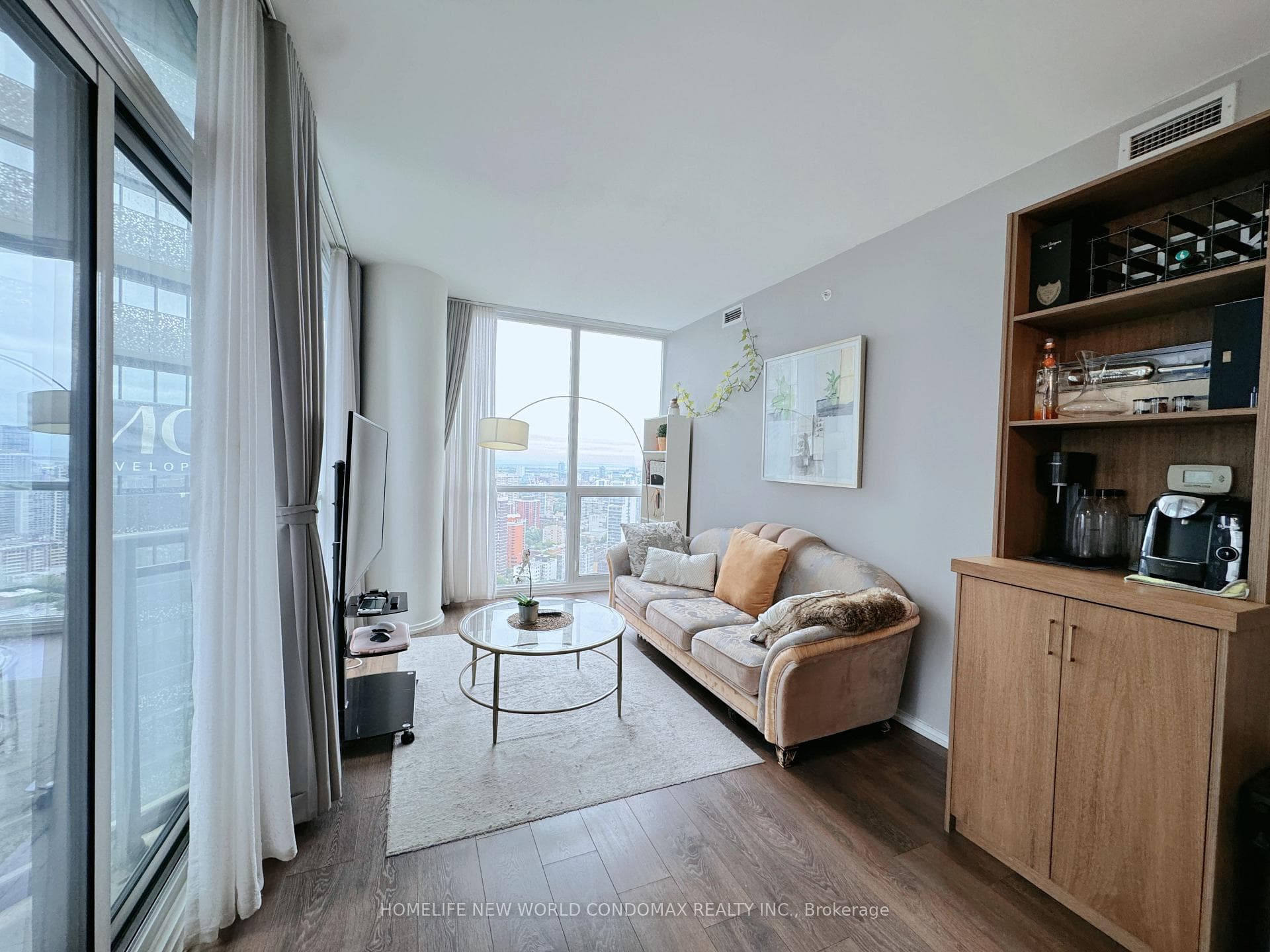 45 Charles Street Unit 4012 photo 4