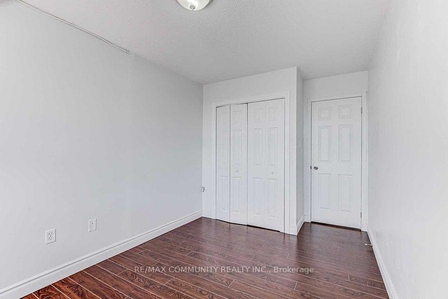 10 Stonehill Court Unit 1210 photo 20